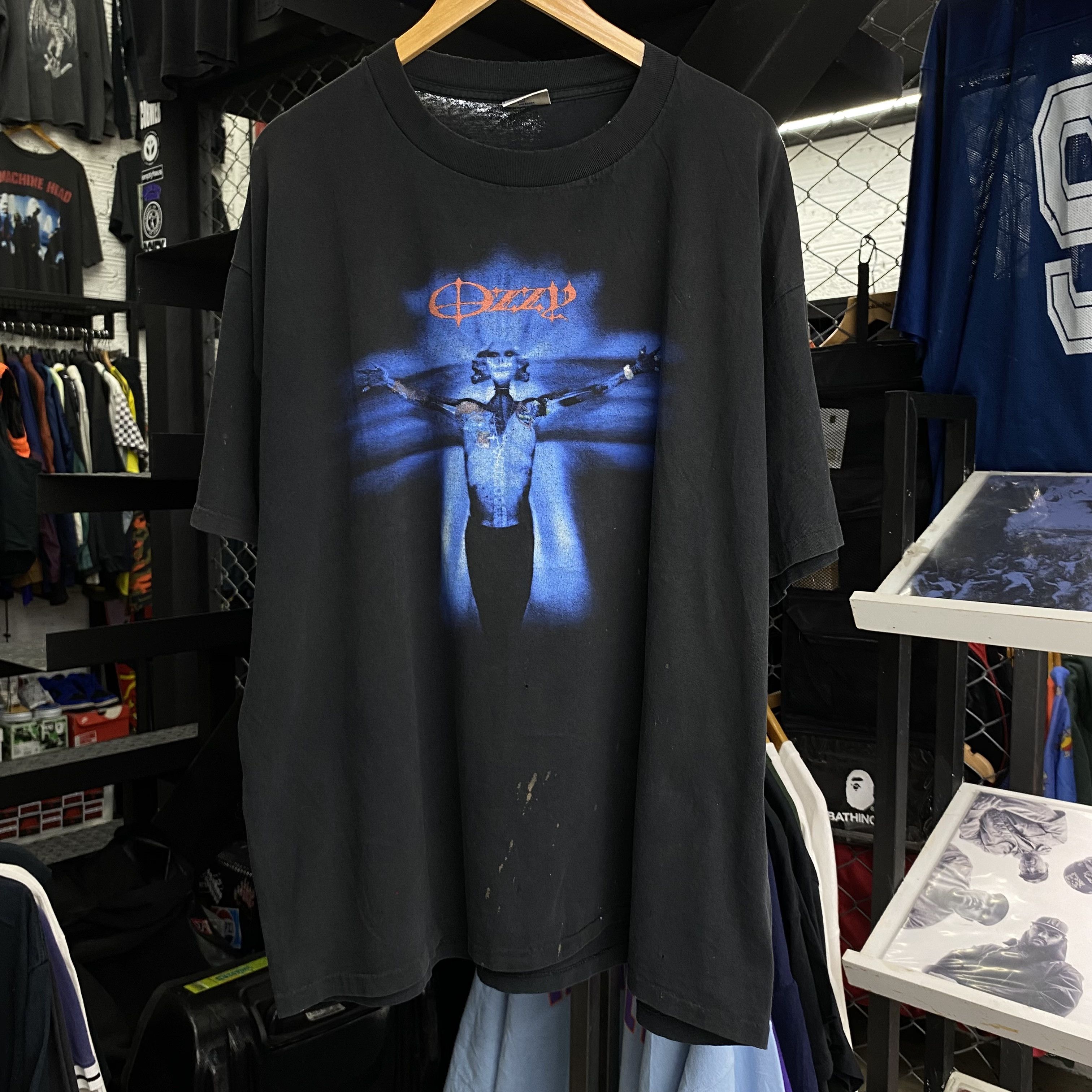 Band Tees OZZY OSBOURNE Vintage 2001 US Tour Shirt Size US XXL / EU 58 / 5 - 1 Thumbnail