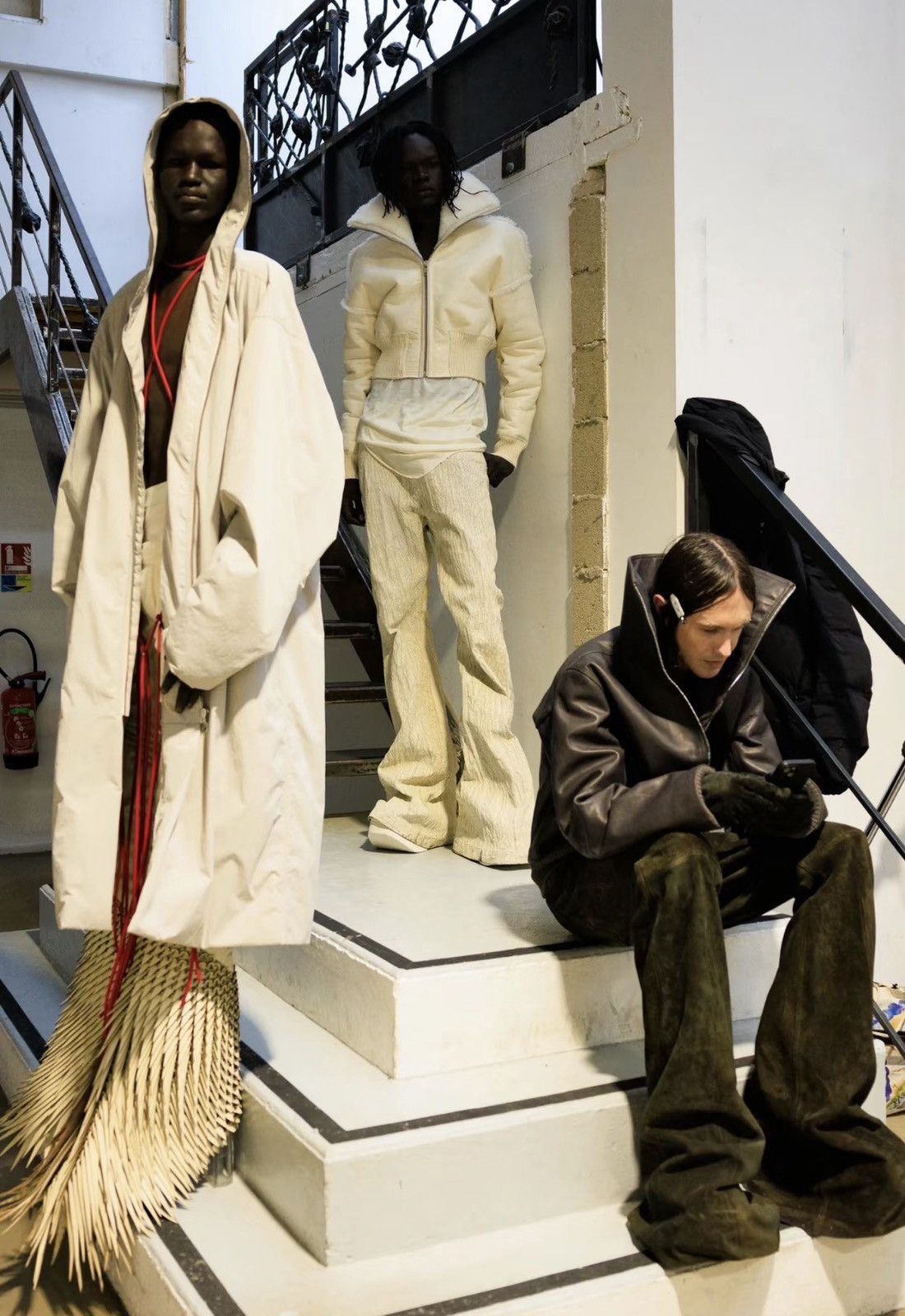 Rick Owens Rick owens 25FW Flight JKT CROPPED Leather Bomber jacket Size US M / EU 48-50 / 2 - 13 Thumbnail