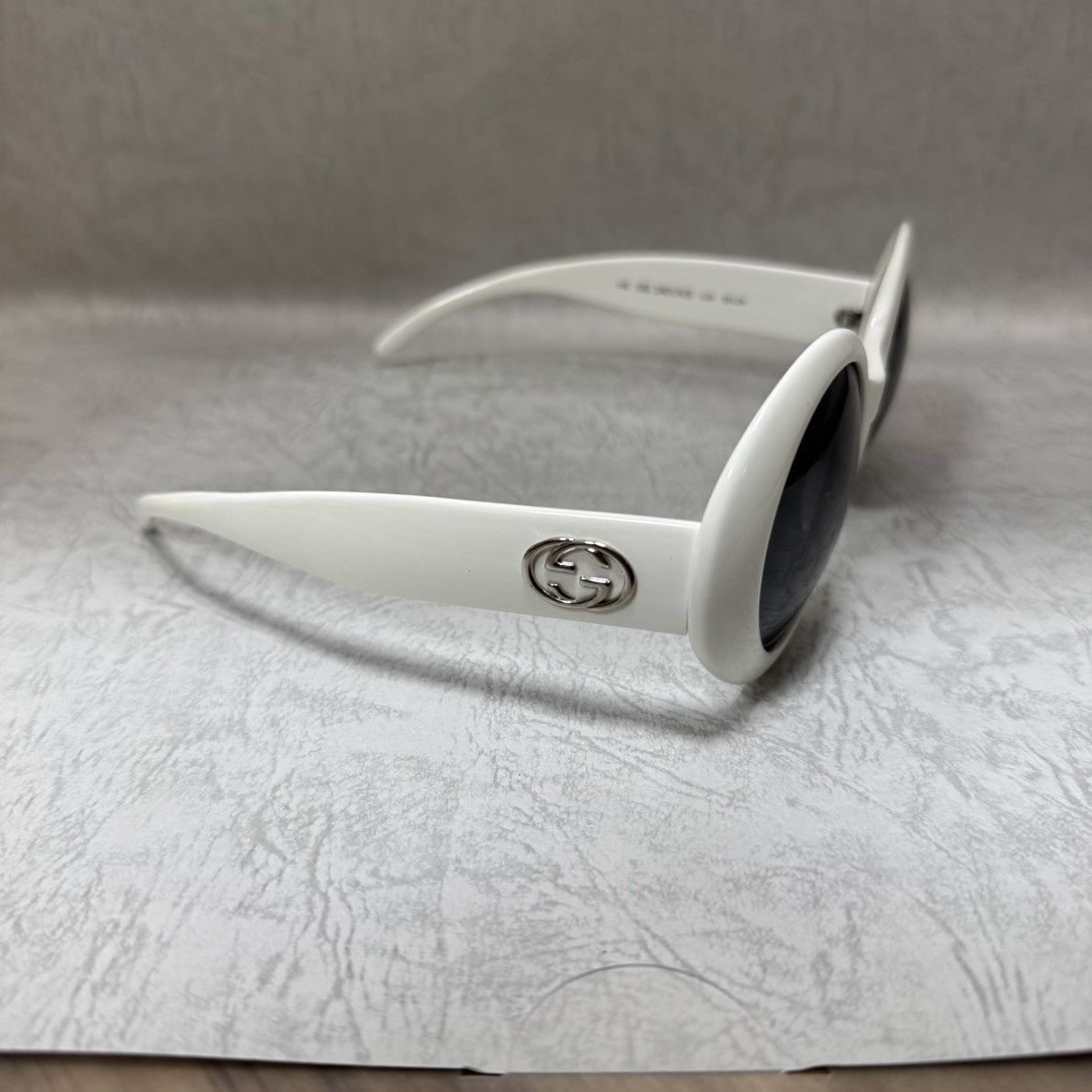 Gucci Vintage Gucci sunglasses GG 2401/N/S Size ONE SIZE - 3 Thumbnail