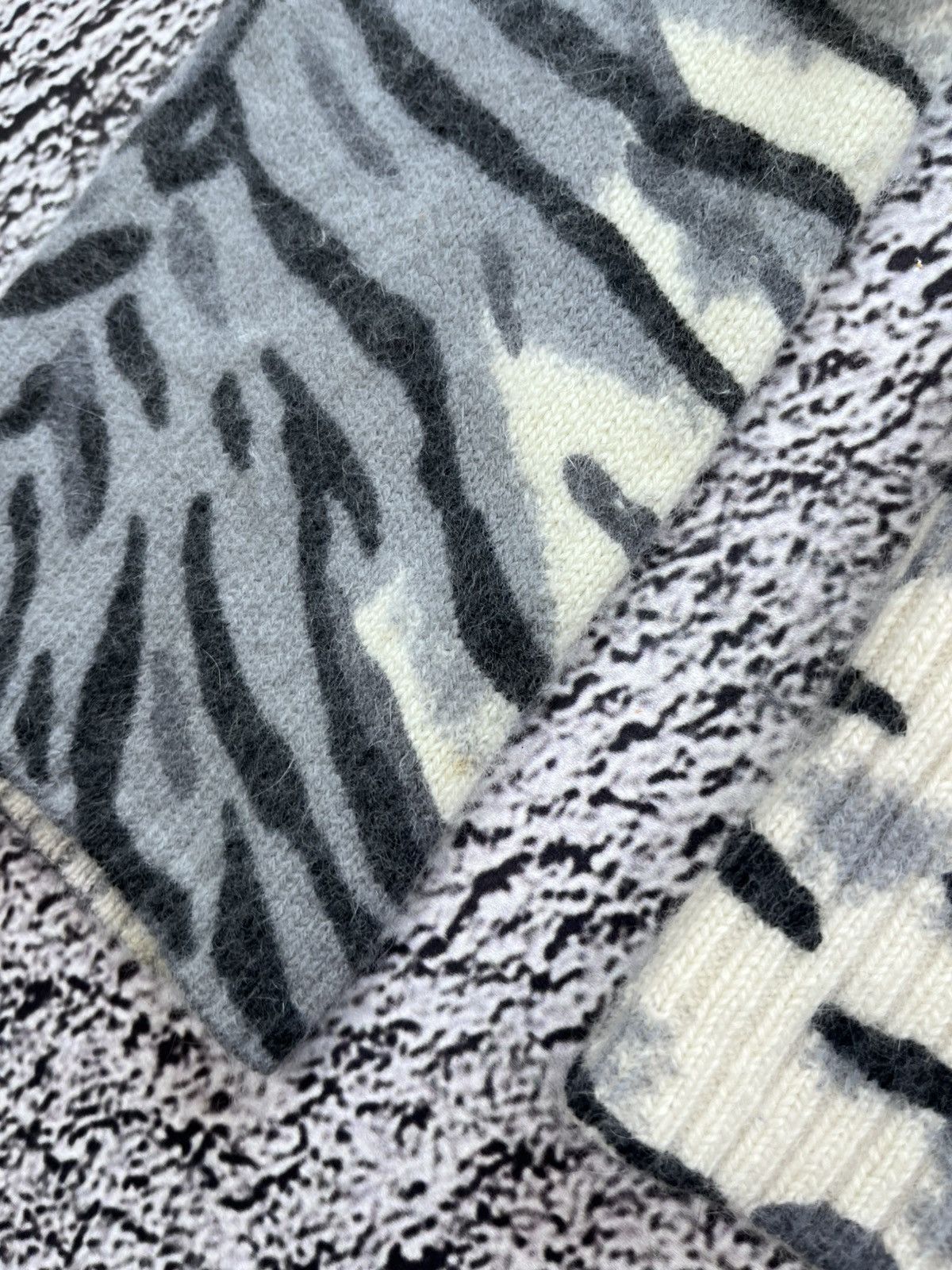 Neiman Marcus Vintage Neiman Marcus Hairy Angora Wool Tiger Print Cardigan Size S / US 4 / IT 40 - 6 Thumbnail