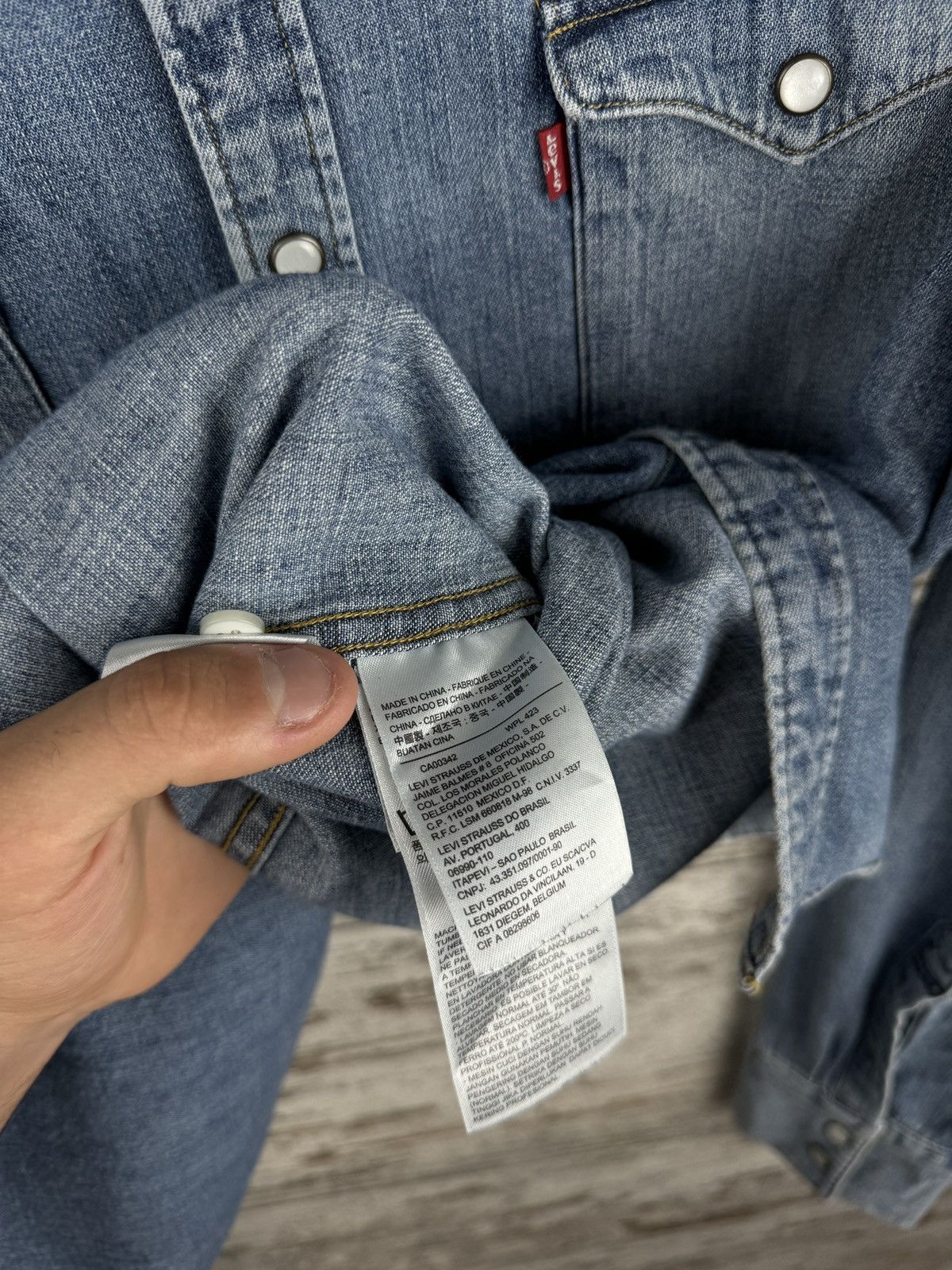 Levi's × Levi's Vintage Clothing × Vintage Mens Vintage Levis Shirts button up denim size L Size US L / EU 52-54 / 3 - 17 Thumbnail