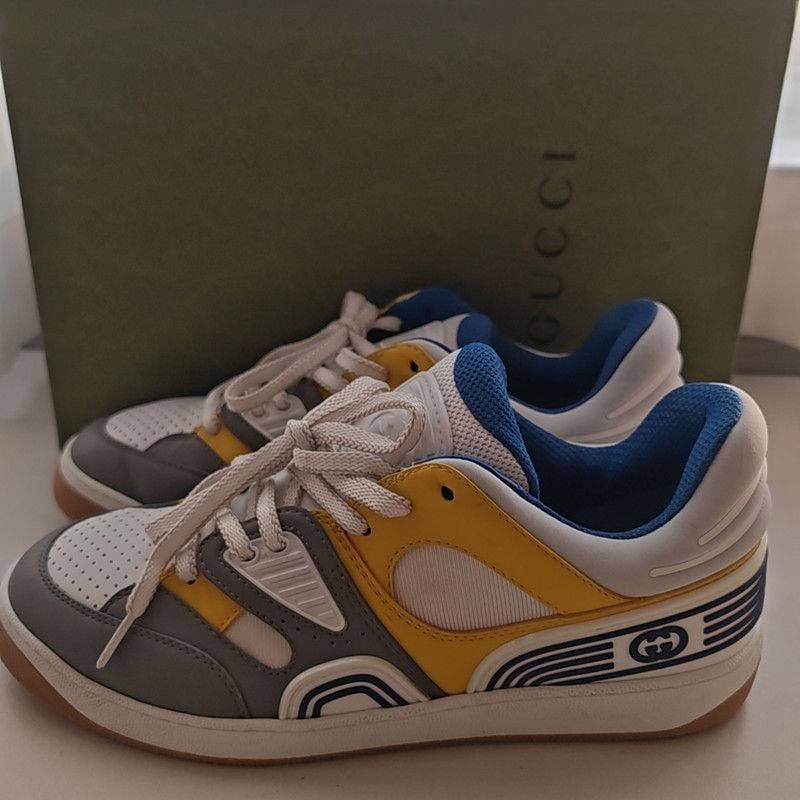 Gucci Gucci Retro Low-Top Fashion Sneakers in White and Gray - Size US 9 / EU 42 - 1 Thumbnail
