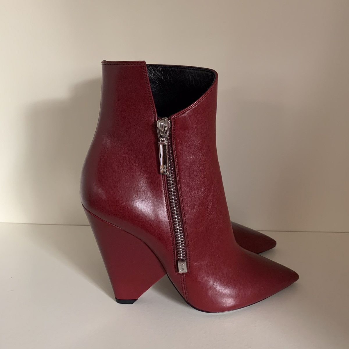 Saint Laurent Paris Burgundy leather zip up boots Size US 6 / IT 36 - 2 Thumbnail