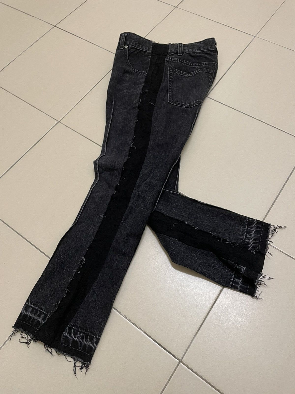 Sacai Japanese Brand Sacai SS21 Docking Cut Off Rebuild Jeans Size US 27 - 4 Thumbnail