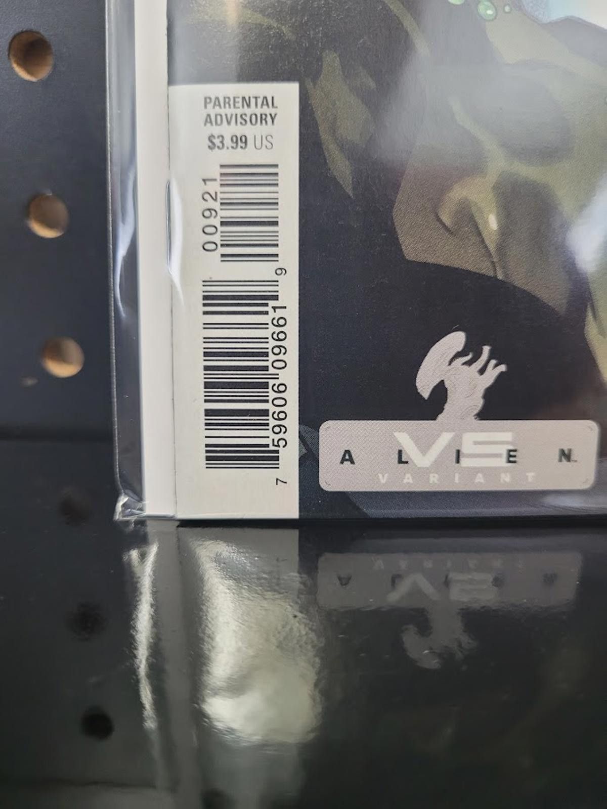 Marvel Comics Wolverine #9 Alien Variant Comic - Exciting Collectible! Size ONE SIZE - 2 Thumbnail