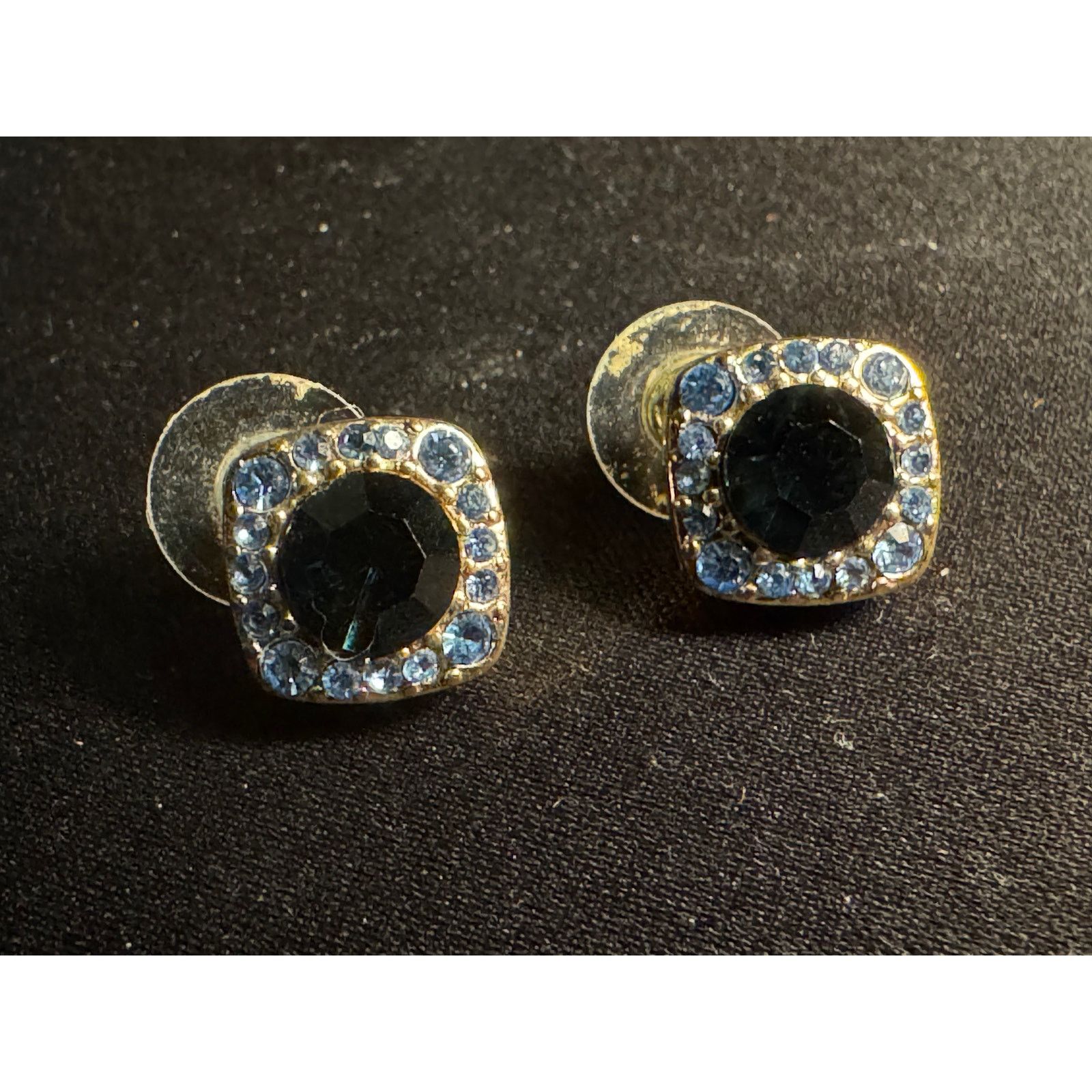 Other Vintage Dark Blue Cabochon and Light Blue Crystals Earrings Size ONE SIZE - 1 Thumbnail