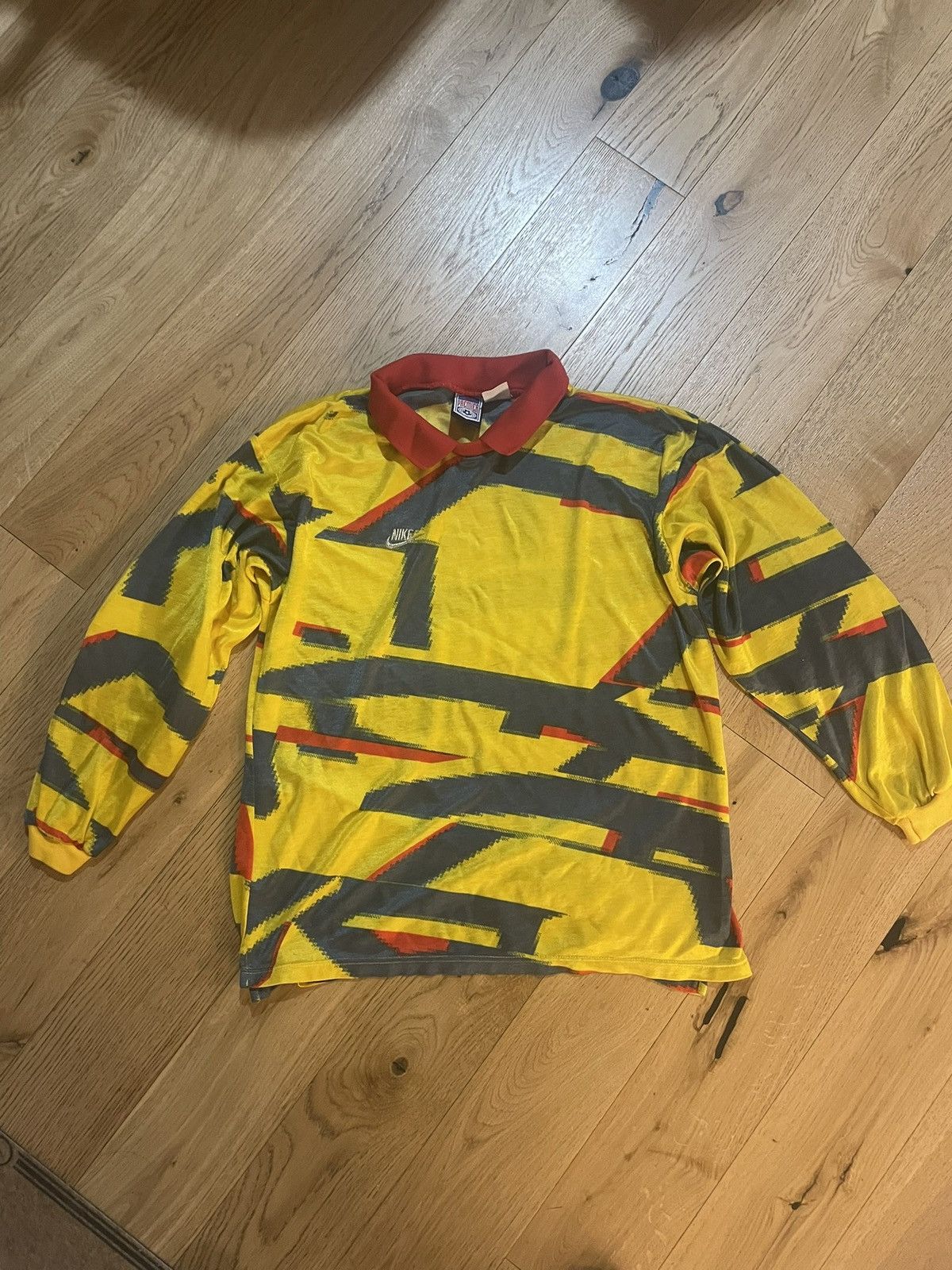 Nike Vintage Nike Premier Goalkeeper Shirt – Size Small Size US S / EU 44-46 / 1 - 1 Thumbnail