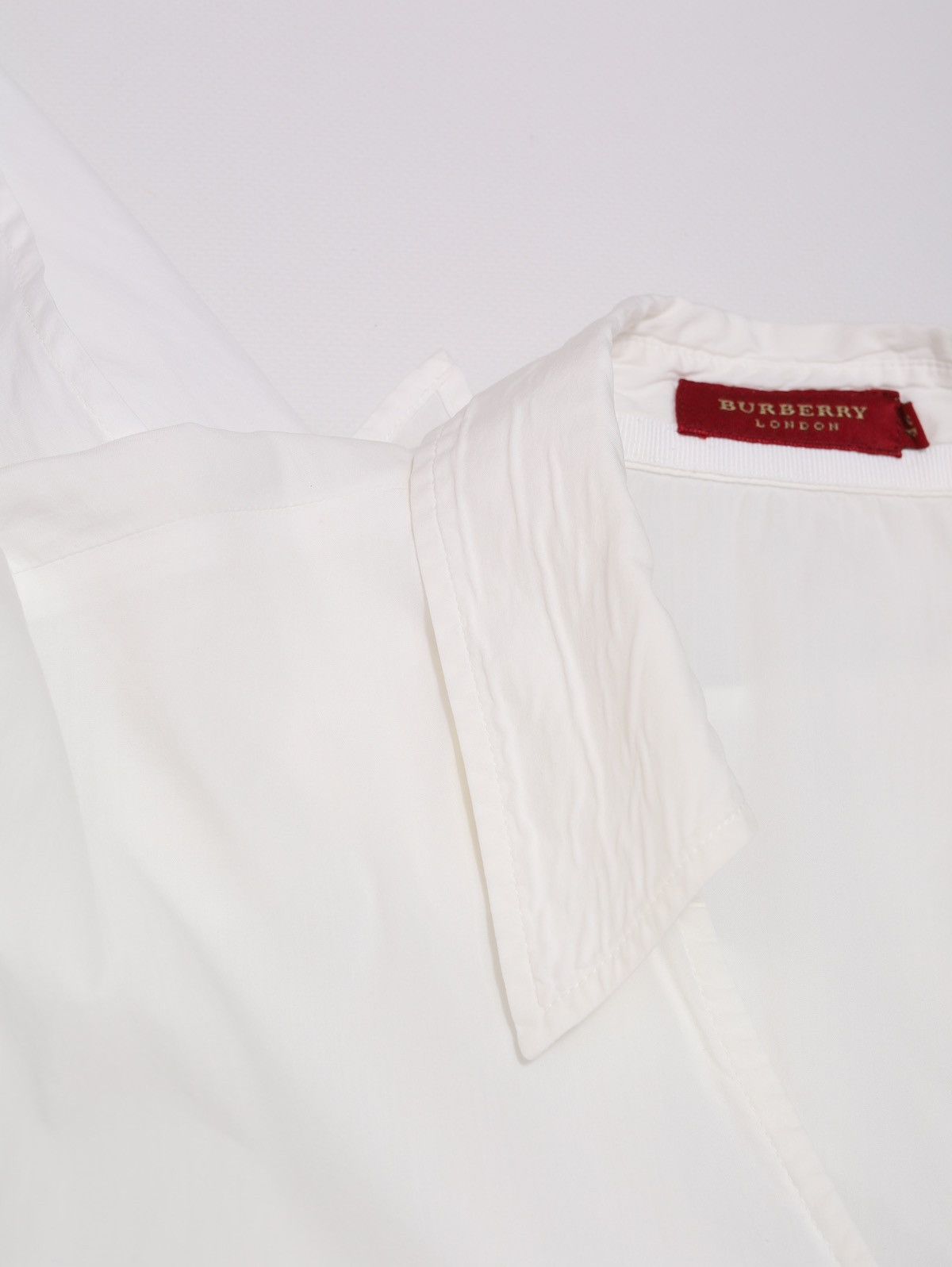 Burberry Burberry Red Label White Shirt With Ultra Long Belts Size L / US 10 / IT 46 - 13 Thumbnail