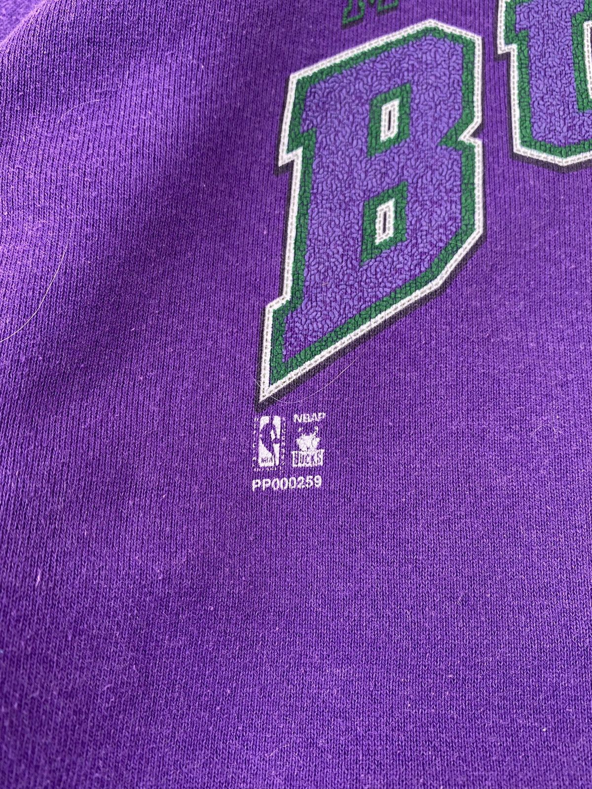 Vintage Milwaukee Bucks Crewneck Sweatshirt