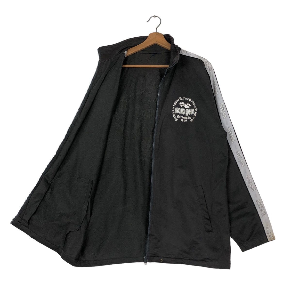 Japanese Brand 🔥Vintage Zipper Jacket Big Logo Inspire Chrome Hearts Size US L / EU 52-54 / 3 - 11 Thumbnail