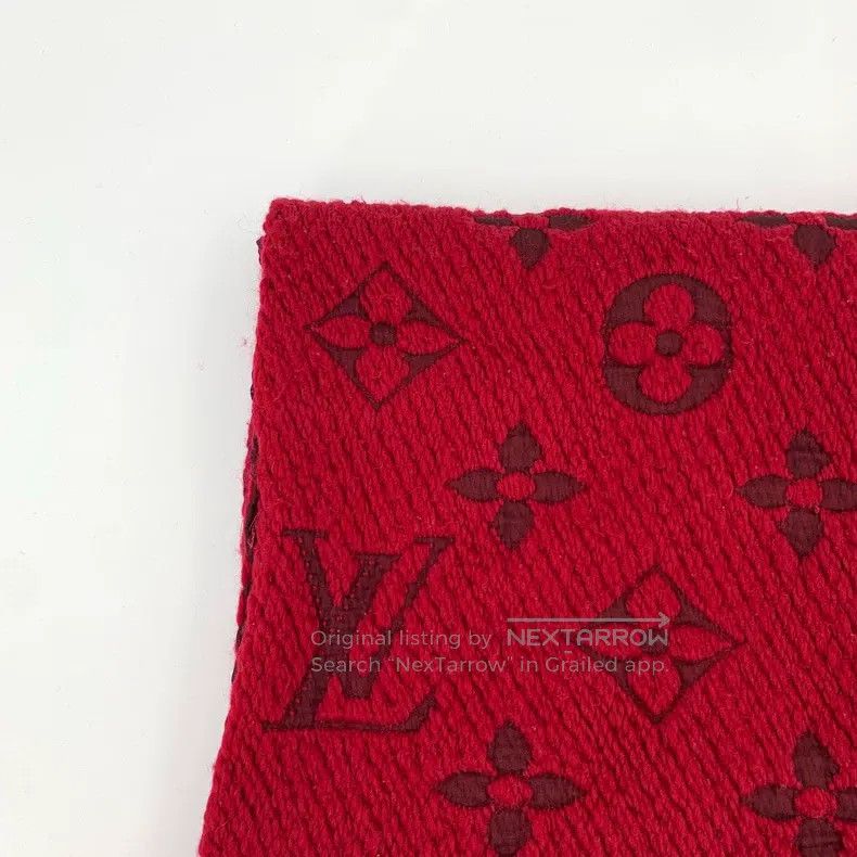 Louis Vuitton Louis Vuitton Red logo jacquard full print wool fringe sca Size ONE SIZE - 3 Thumbnail
