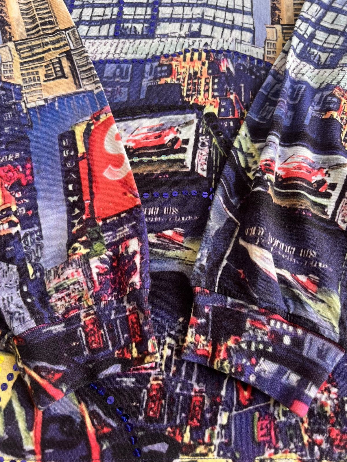 Supreme Supreme Skyline Paillettes Long Sleeve Top Day Multi t-shirt Size US M / EU 48-50 / 2 - 11 Thumbnail