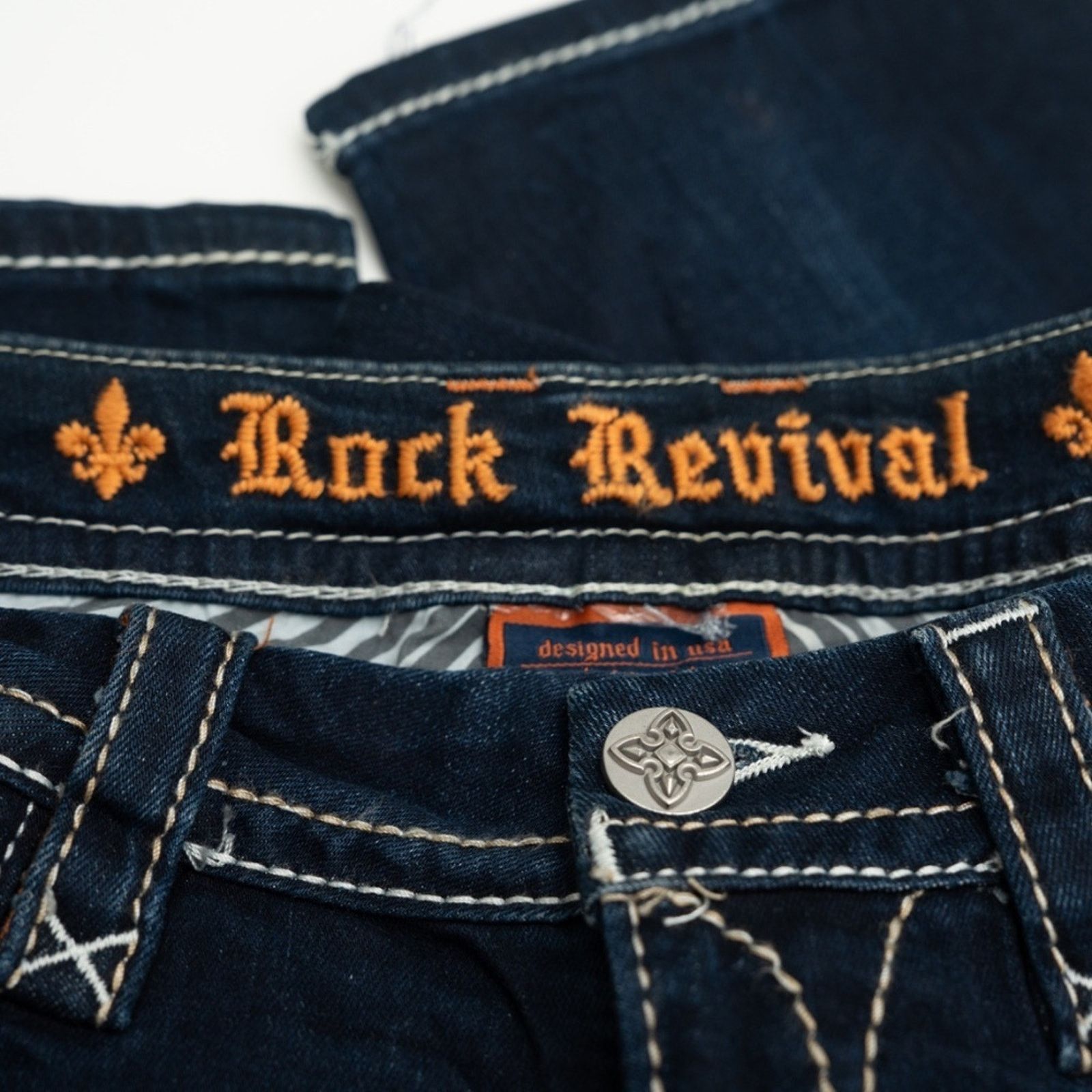 Rock Revival Rock Revival - Yara Cuffed Stretch Capri Jean Size 26" / US 2 / IT 38 - 11 Thumbnail