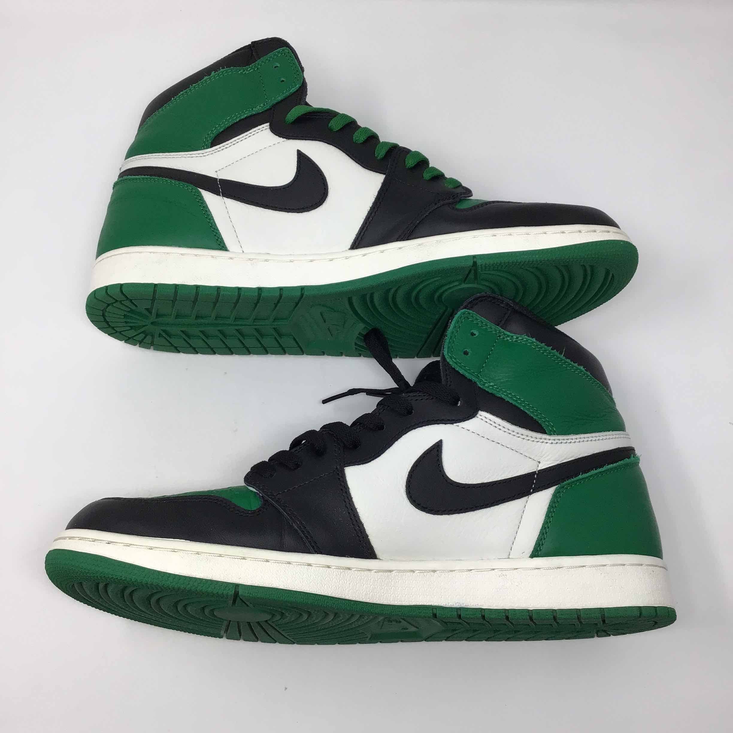 Air Jordan Retro High OG Pine Green