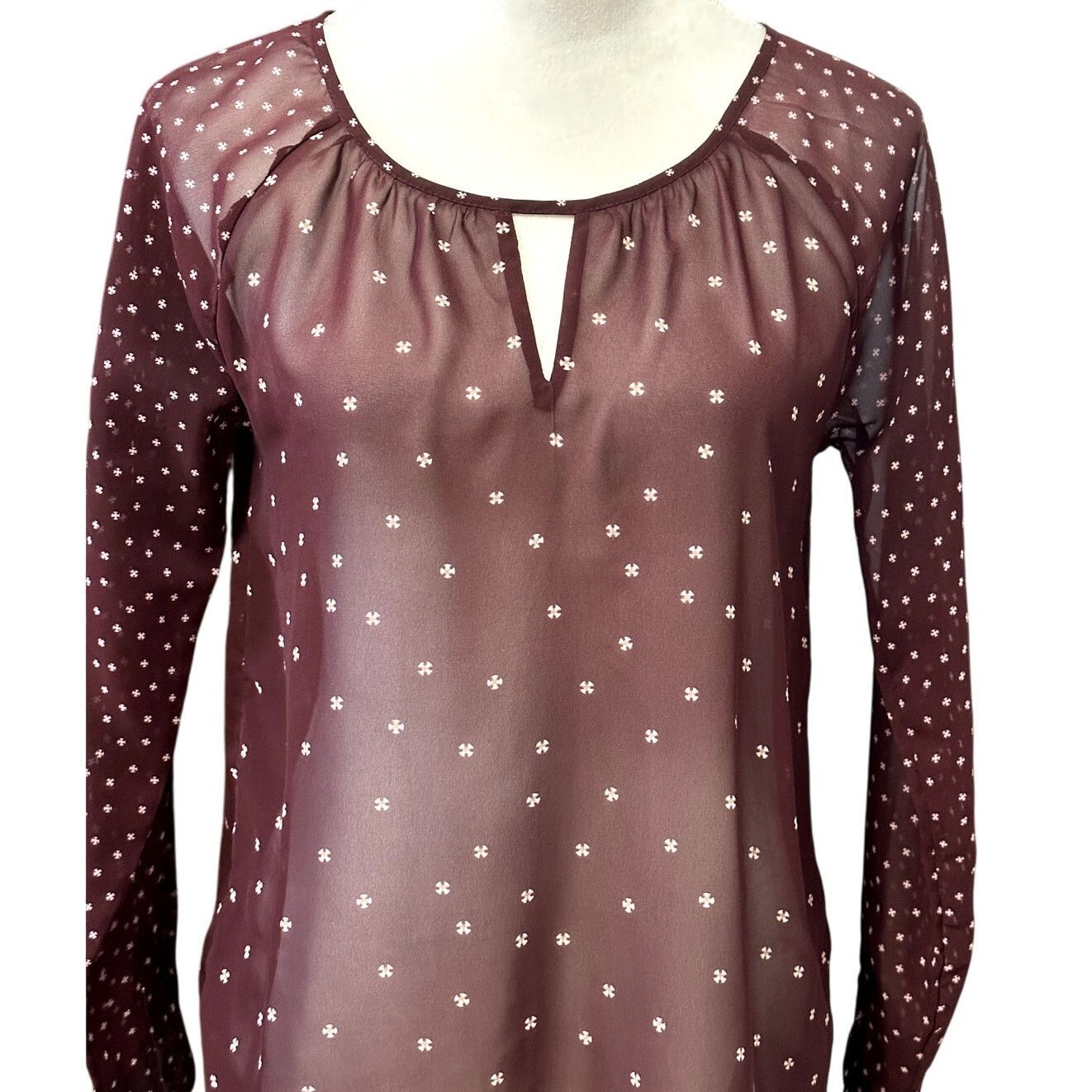 Old Navy Old Navy Sheer Blouse Long Sleeves Maroon Women's XS Size XS / US 0-2 / IT 36-38 - 2 Thumbnail