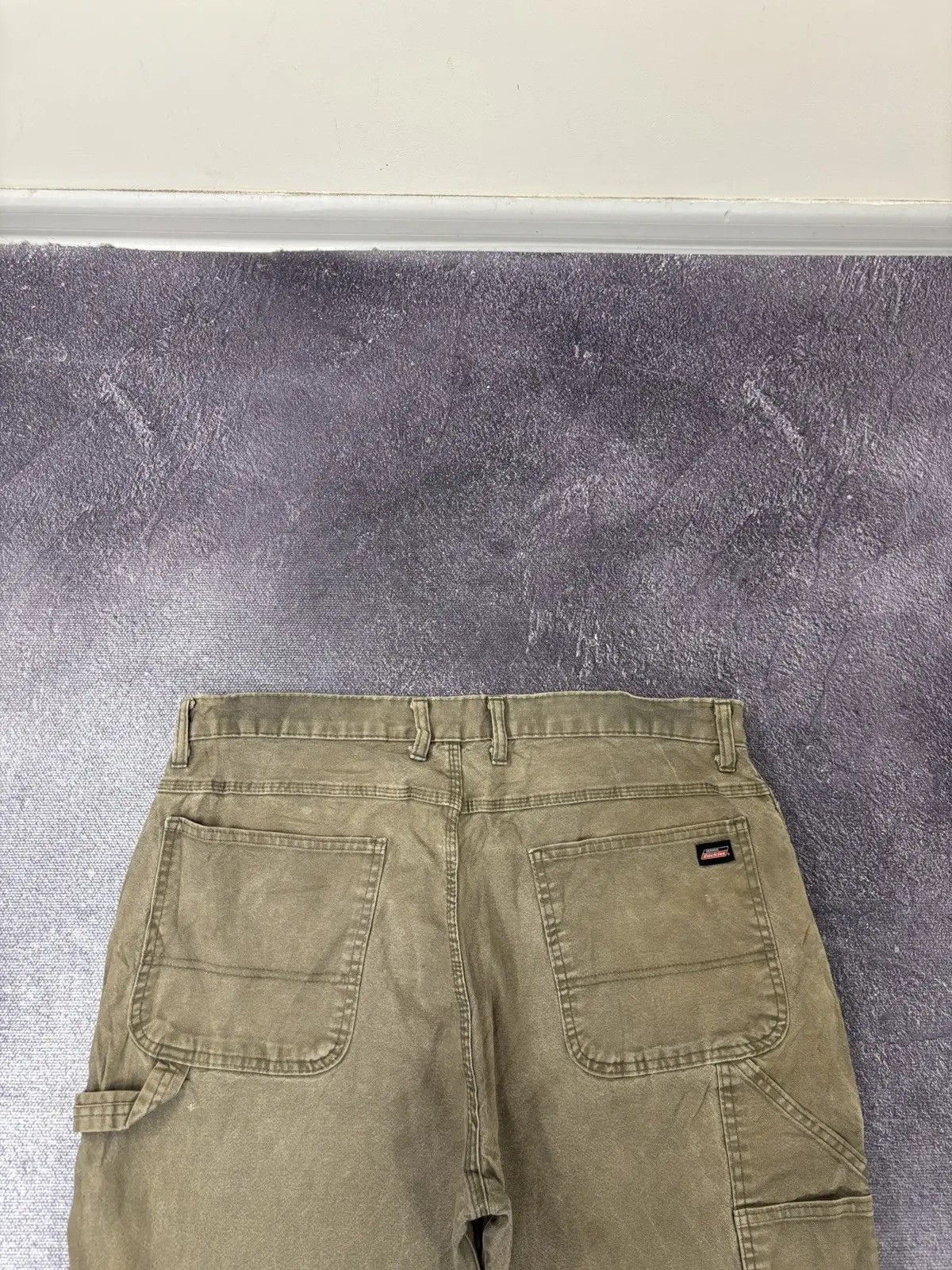 Dickies × Vintage Vintage Dickies Y2K Olive Work Hype Cropped Baggy Shorts Size US 38 / EU 54 - 5 Thumbnail