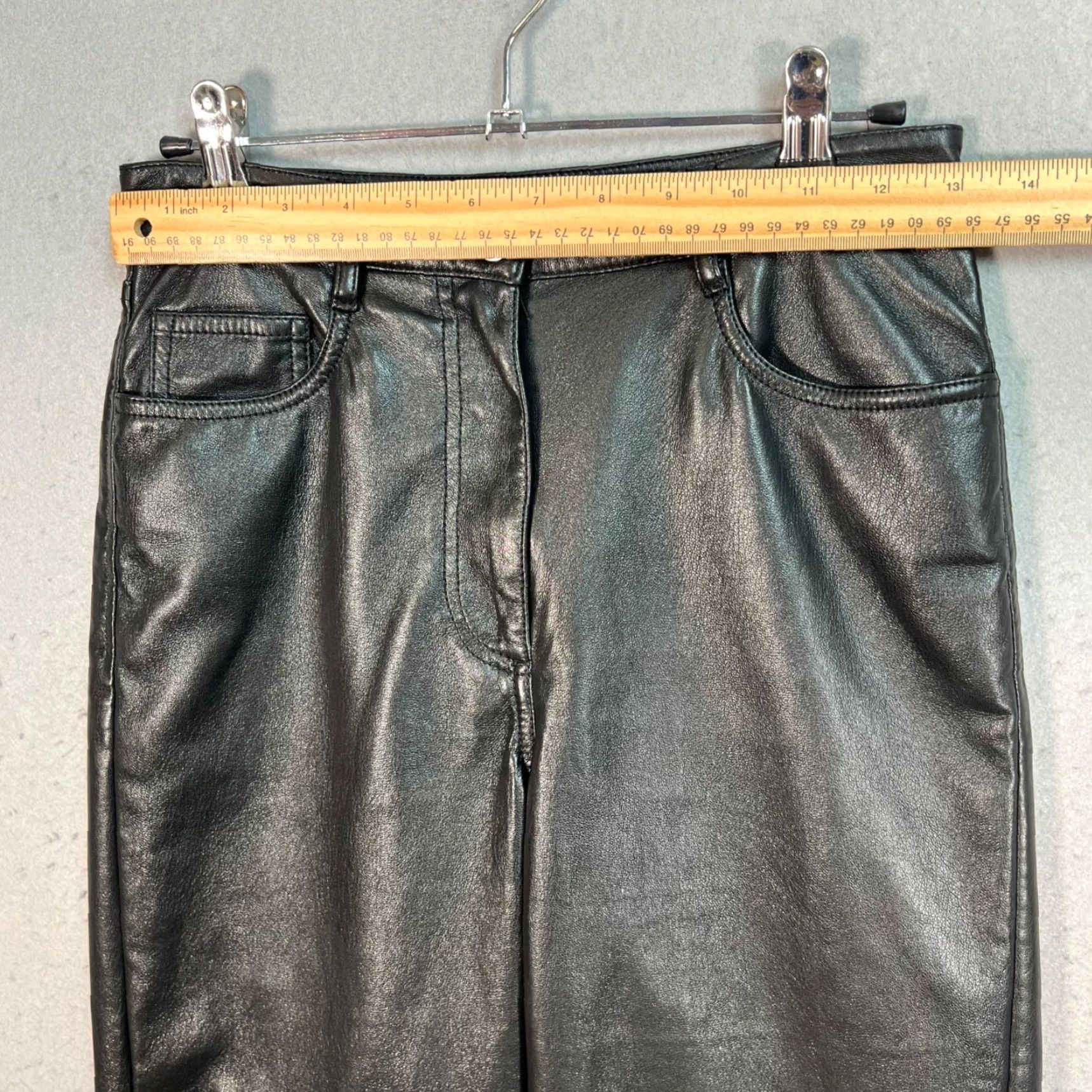 Vintage Wilfred Faux Leather Black High-Waisted Straight-Leg Pants Womens Size 2 Size 26" / US 2 / IT 38 - 5 Thumbnail