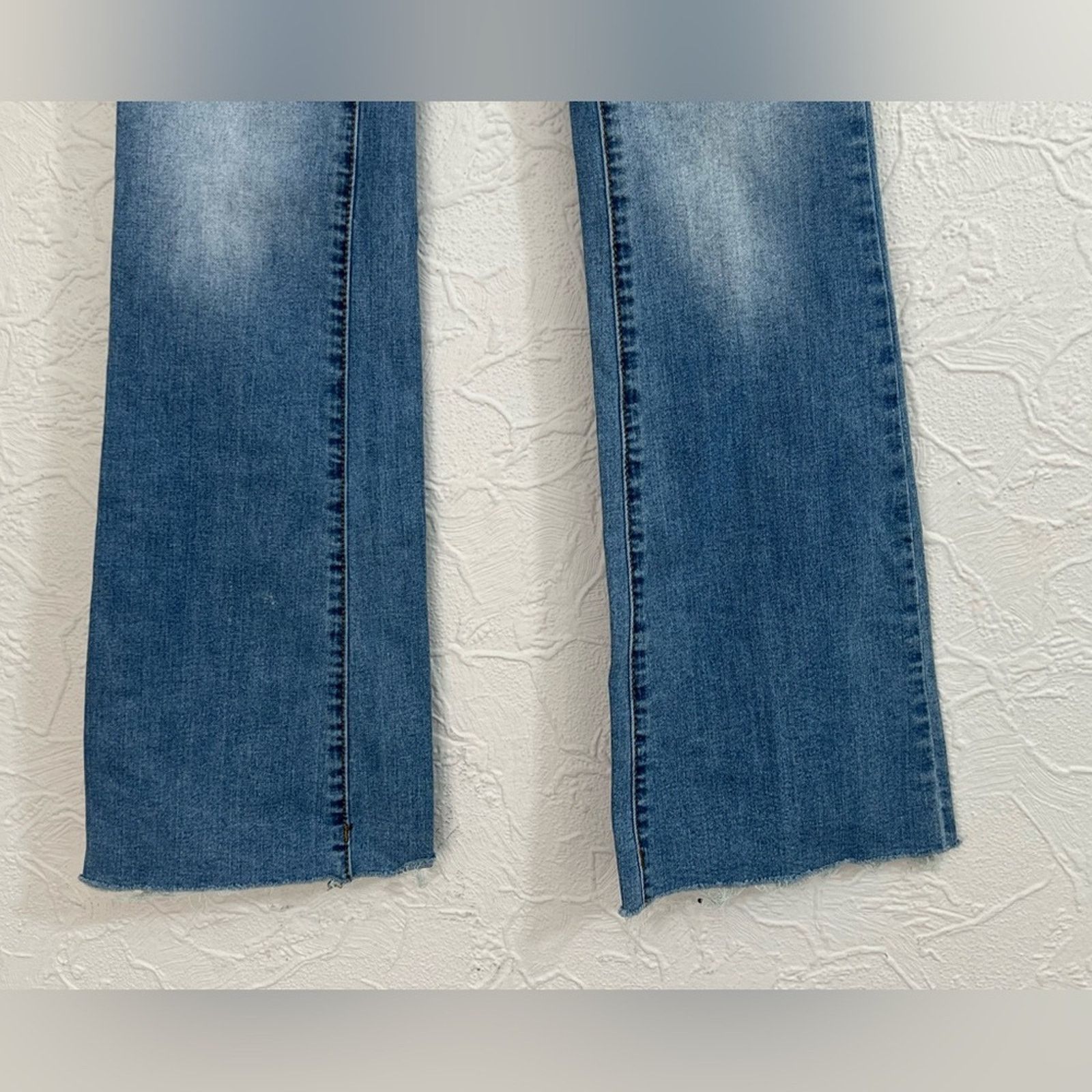 True Religion True Religion Women’s Jeans Size 28 Becca Mid Rise Bootcut Size 28" / US 6 / IT 42 - 3 Thumbnail