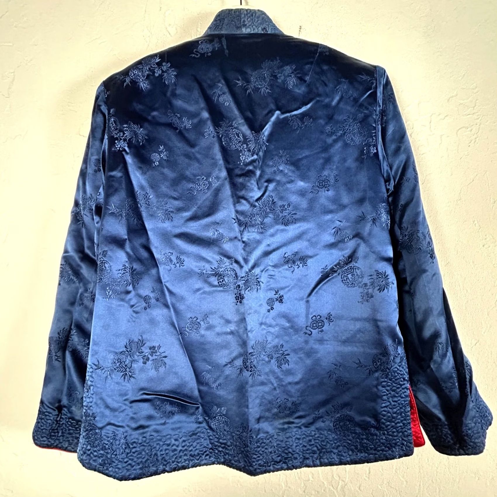 Vintage Peony Brand Women's Reversible Quilted Jacket 34 Jacquard Red Floral Silk Chinese Long Sleeve Jacket Womens Size XXS / US 00 / IT 34 - 4 Thumbnail