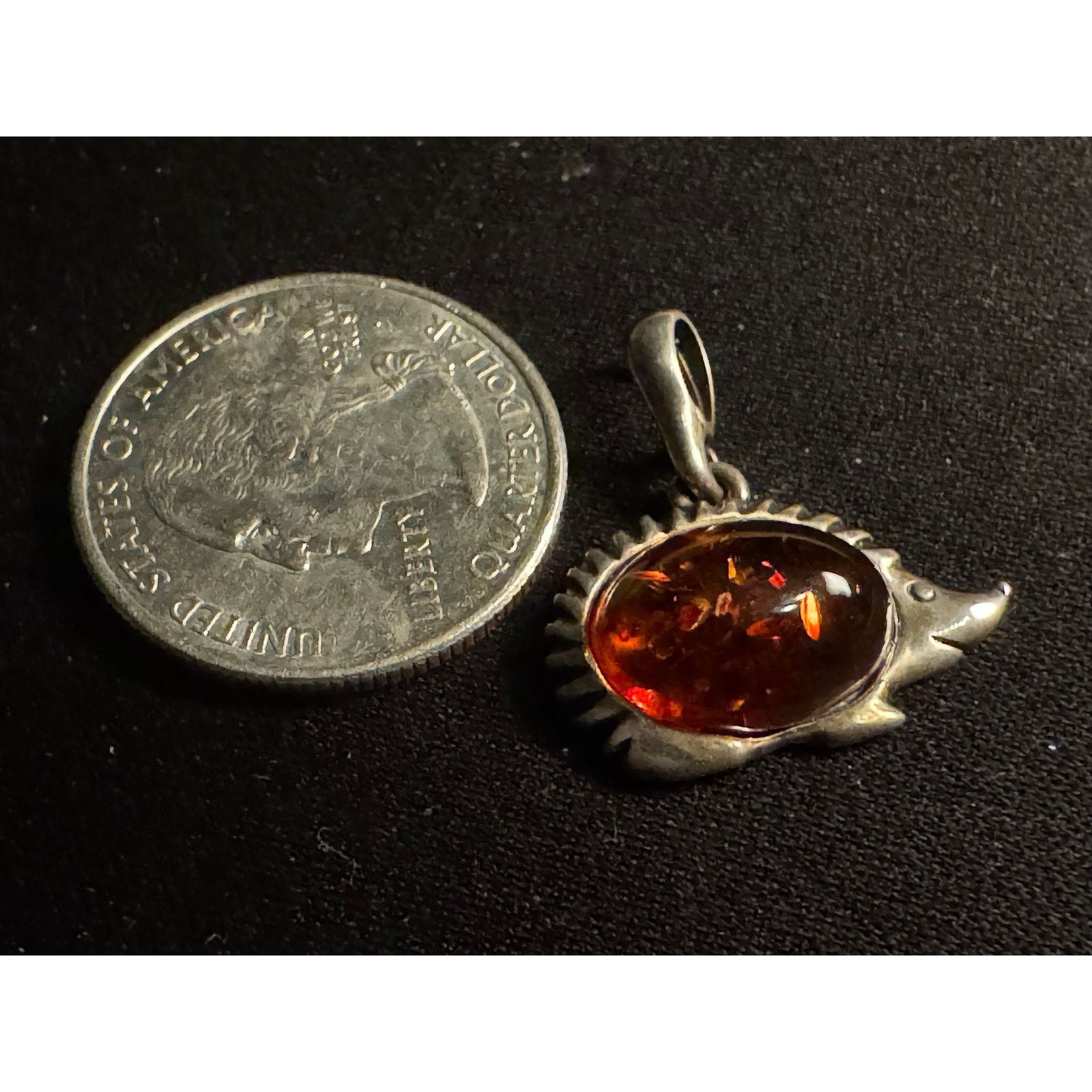 Other Vintage 925 Sterling Silver Hedgehog Pendant w/ Amber Stone Size ONE SIZE - 3 Thumbnail