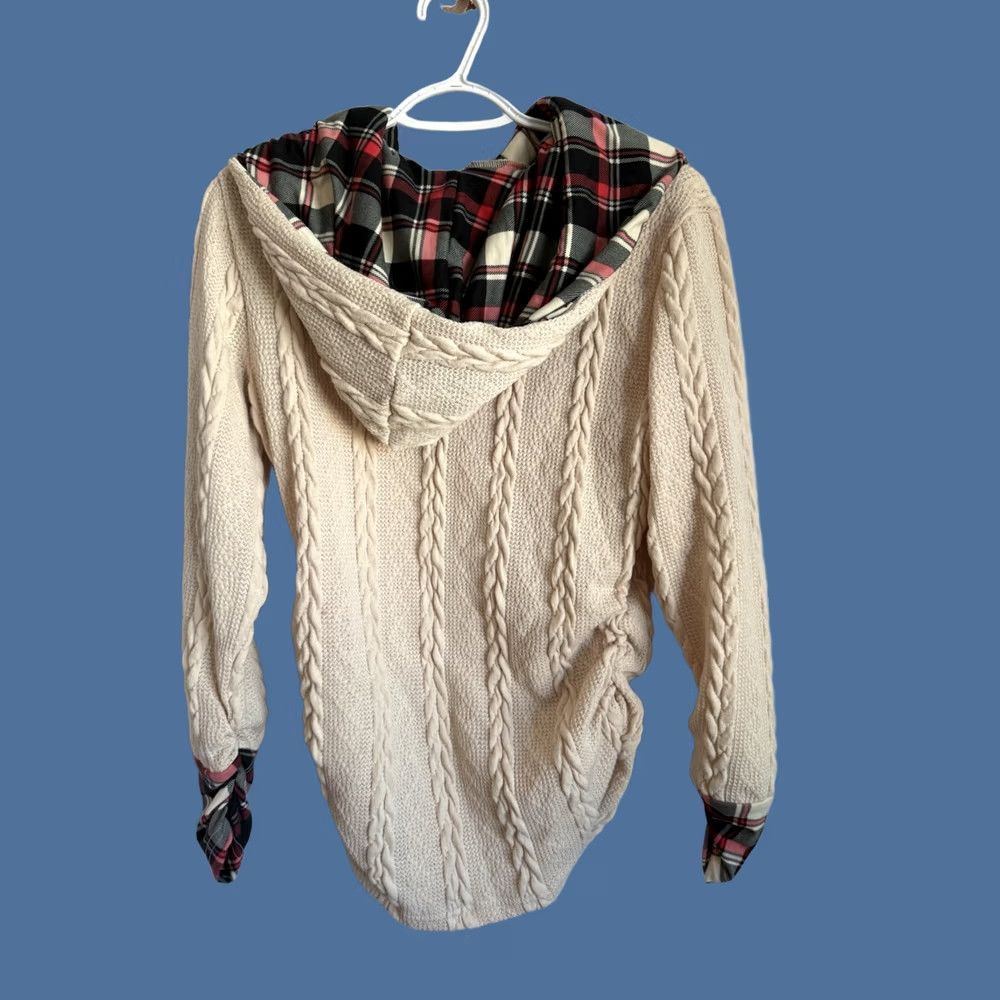 Vintage Cream Dressfo Womens 6 New With Tag Ivory Plaid Henley Long Sleeve Wool/ Cotton Blend Sweater pullover Preppy Academia Womens Size M / US 6-8 / IT 42-44 - 1 Thumbnail