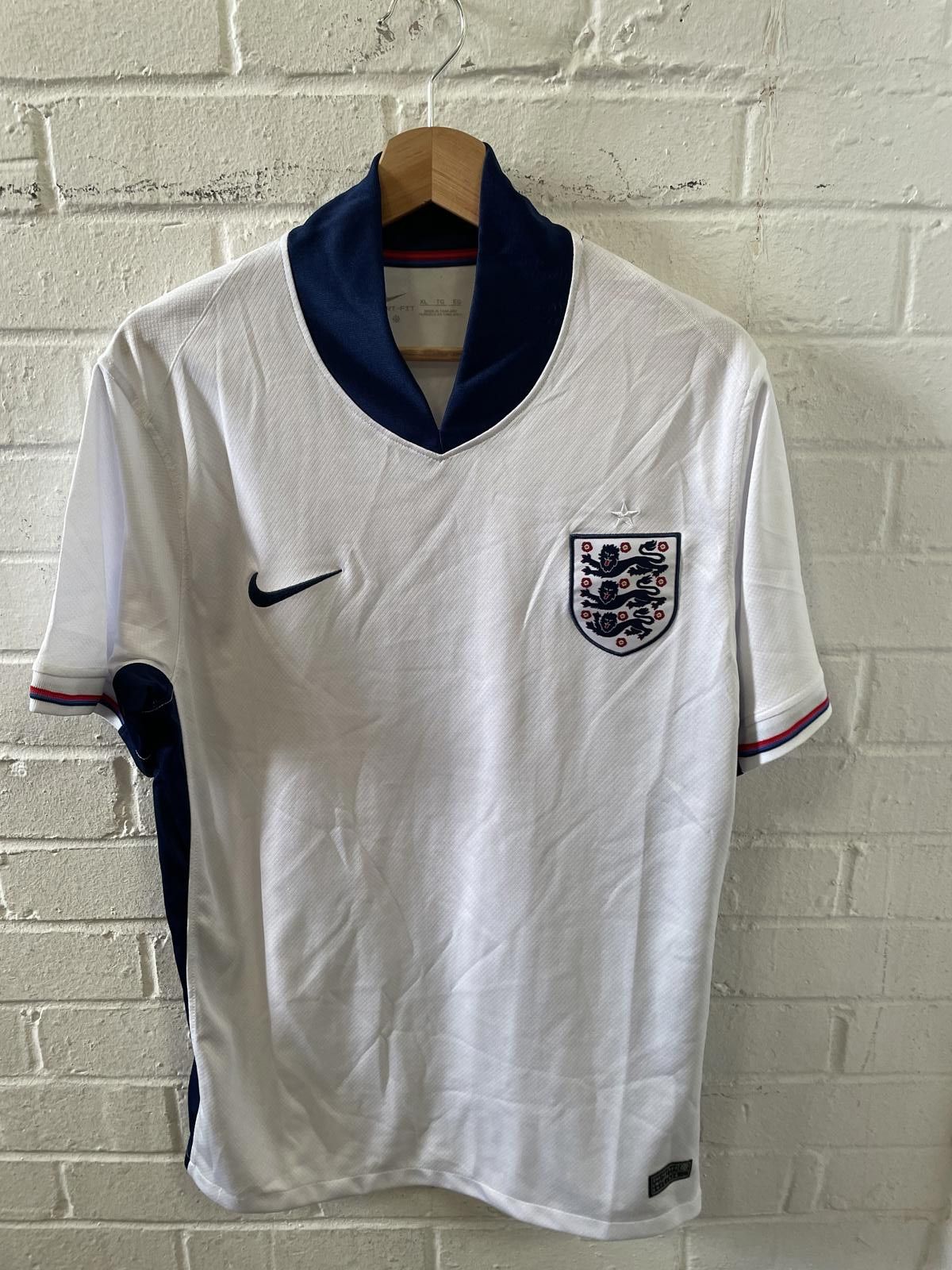 Nike England National Football Team Nike Jersey Size US M / EU 48-50 / 2 - 1 Thumbnail