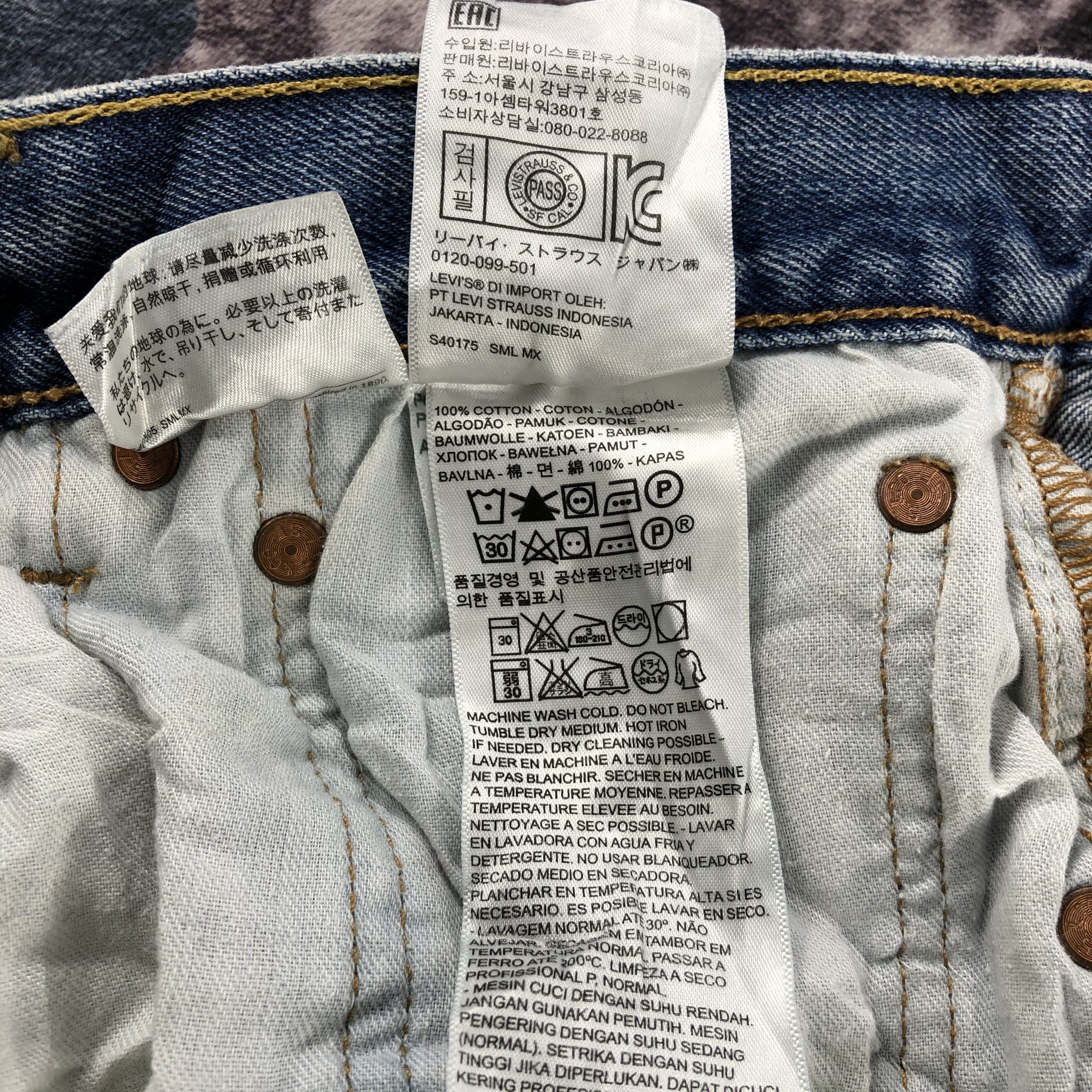 Levi's × Vintage Vintage Blue Wash Levis 501 Jeans-JM2989 Size US 32 / EU 48 - 11 Thumbnail