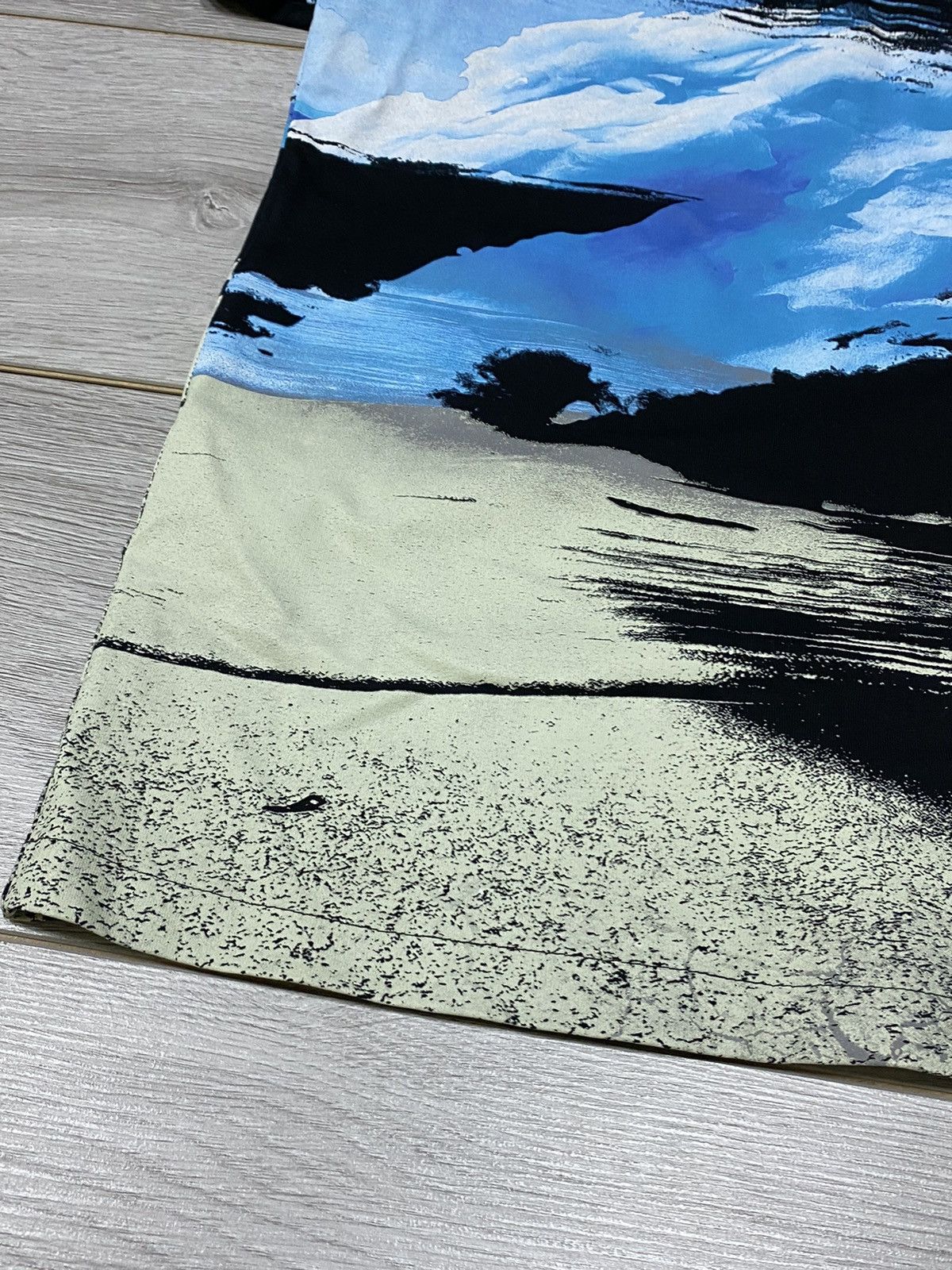 Kenzo Kenzo vintage sea 🌊 sky over print abstract t-shirt Size US S / EU 44-46 / 1 - 4 Thumbnail