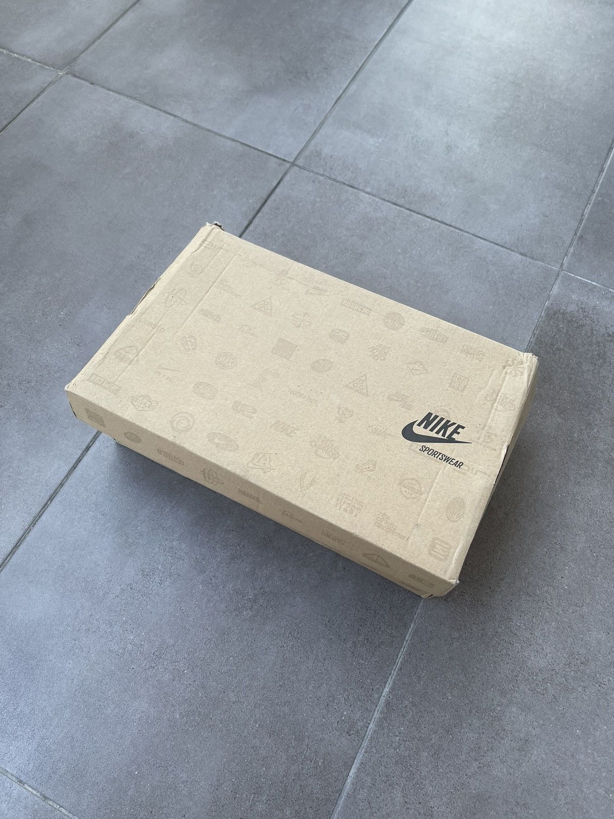 Nike !DS! 6Y Nike Dunk Low Black Dark Grey Low-Top Sneakers Size US 8 / IT 38 - 16 Thumbnail