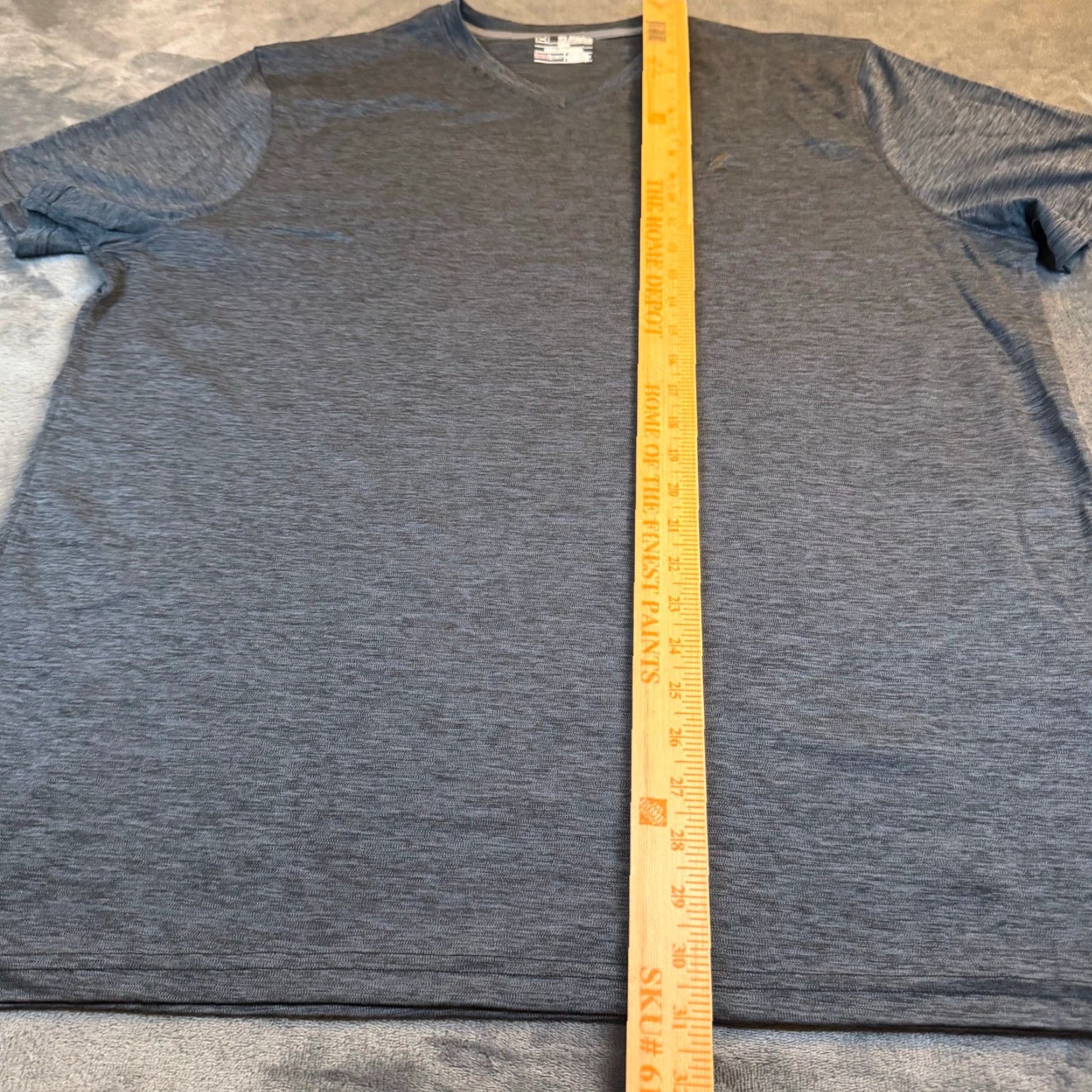 Under Armour Under Armour HeatGear T-Shirt Mens 2XL Loose Short Sleeve V-Neck Gray Charcoal Logo Moisture Wicking Lightweight Stretch Sports Gym Casual Shirt Size US XXL / EU 58 / 5 - 7 Thumbnail