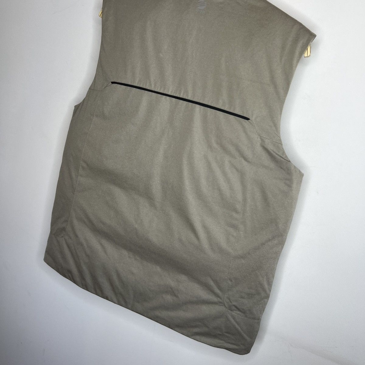 Adidas × Porsche Design Porsche Design Adidas P5000 Grey Puffer Down Vest Jacket Size US M / EU 48-50 / 2 - 11 Thumbnail