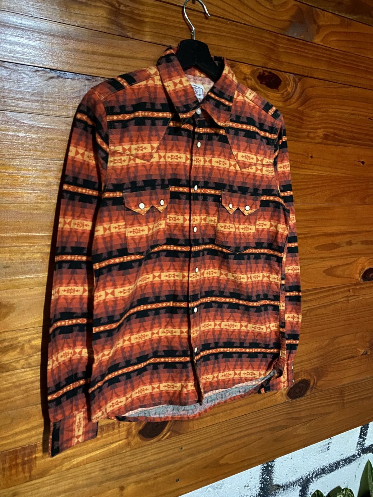 URBAN RESEARCH DOORS Urban Research DOORS Tribal Pattern Cotton Shirt Japanese Size US S / EU 44-46 / 1 - 5 Thumbnail