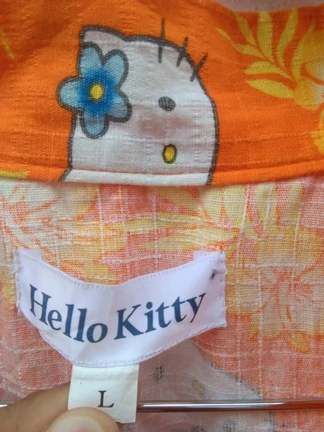 Anime ❤FINAL DROP❤HELLO KITTY UNISEX SHORT KIMONO CARDIGAN STYLE Size US L / EU 52-54 / 3 - 6 Thumbnail