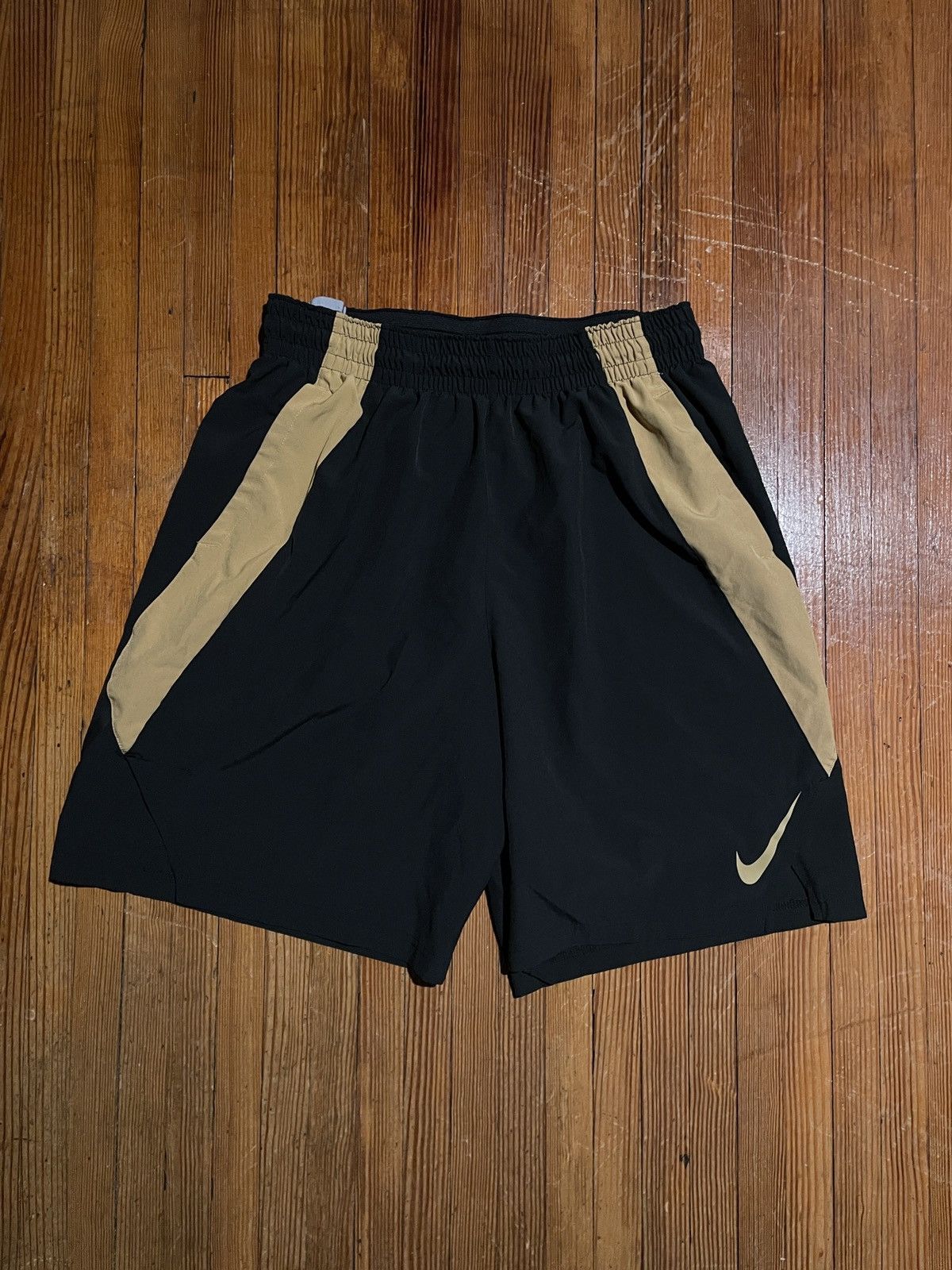 Nike XL Vintage Nike shorts Size US 35 - 1 Thumbnail