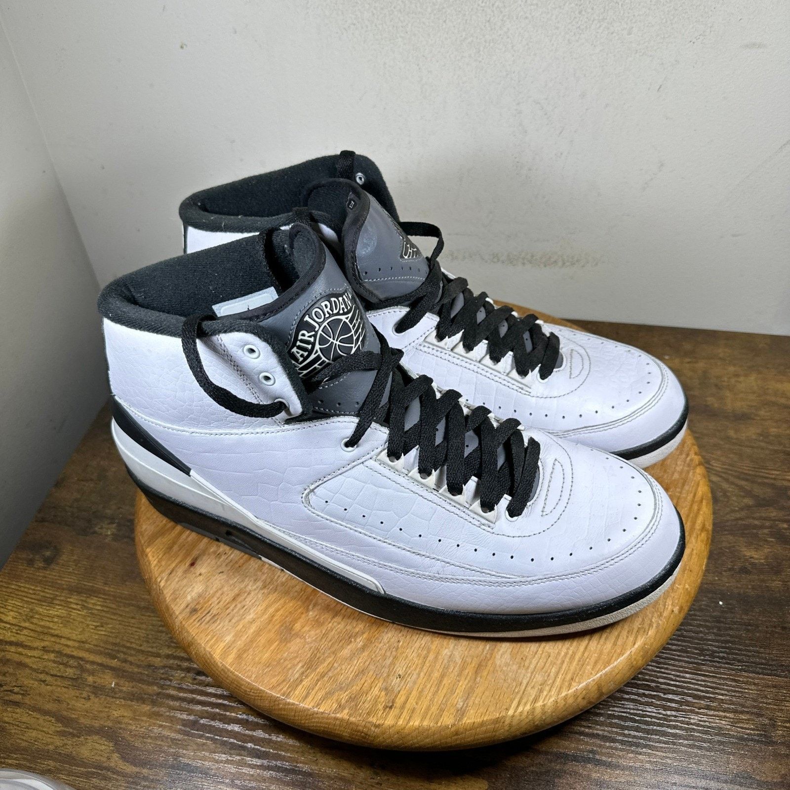 Nike Nike Air Jordan 2 Retro Wing It Mens Size 14 834272-103 Size US 14 / EU 47 - 1 Thumbnail