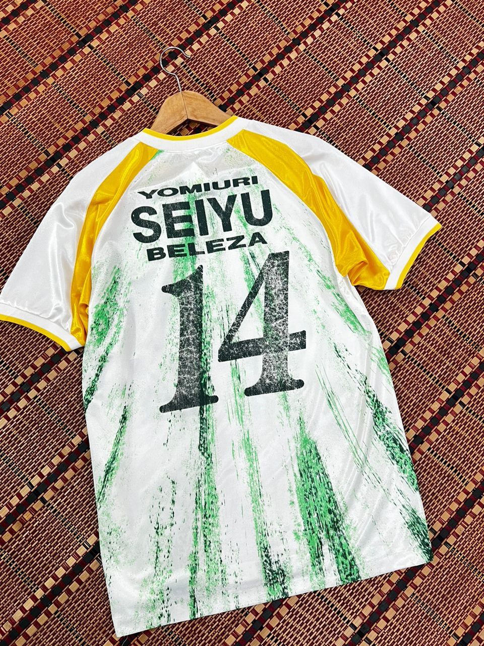 Other Vintage J league Yomiuri Nippon FC Jersey Size US L / EU 52-54 / 3 - 6 Thumbnail