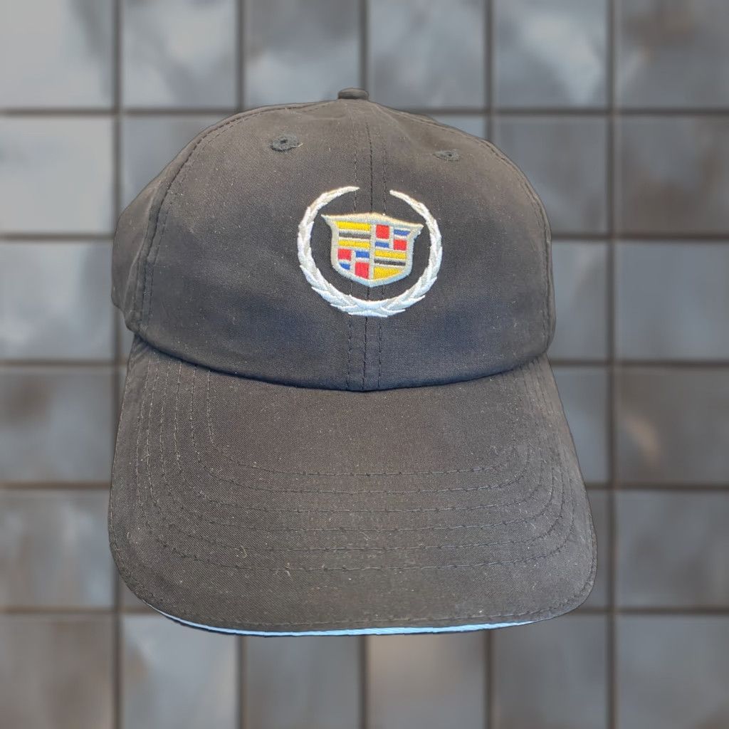 Vintage Cadillac Hat Mens One Size Black CTS Strapback Embroidered Cars Golf Hat Strapback Adjustable Lightweight Casual Golf Size ONE SIZE - 1 Thumbnail