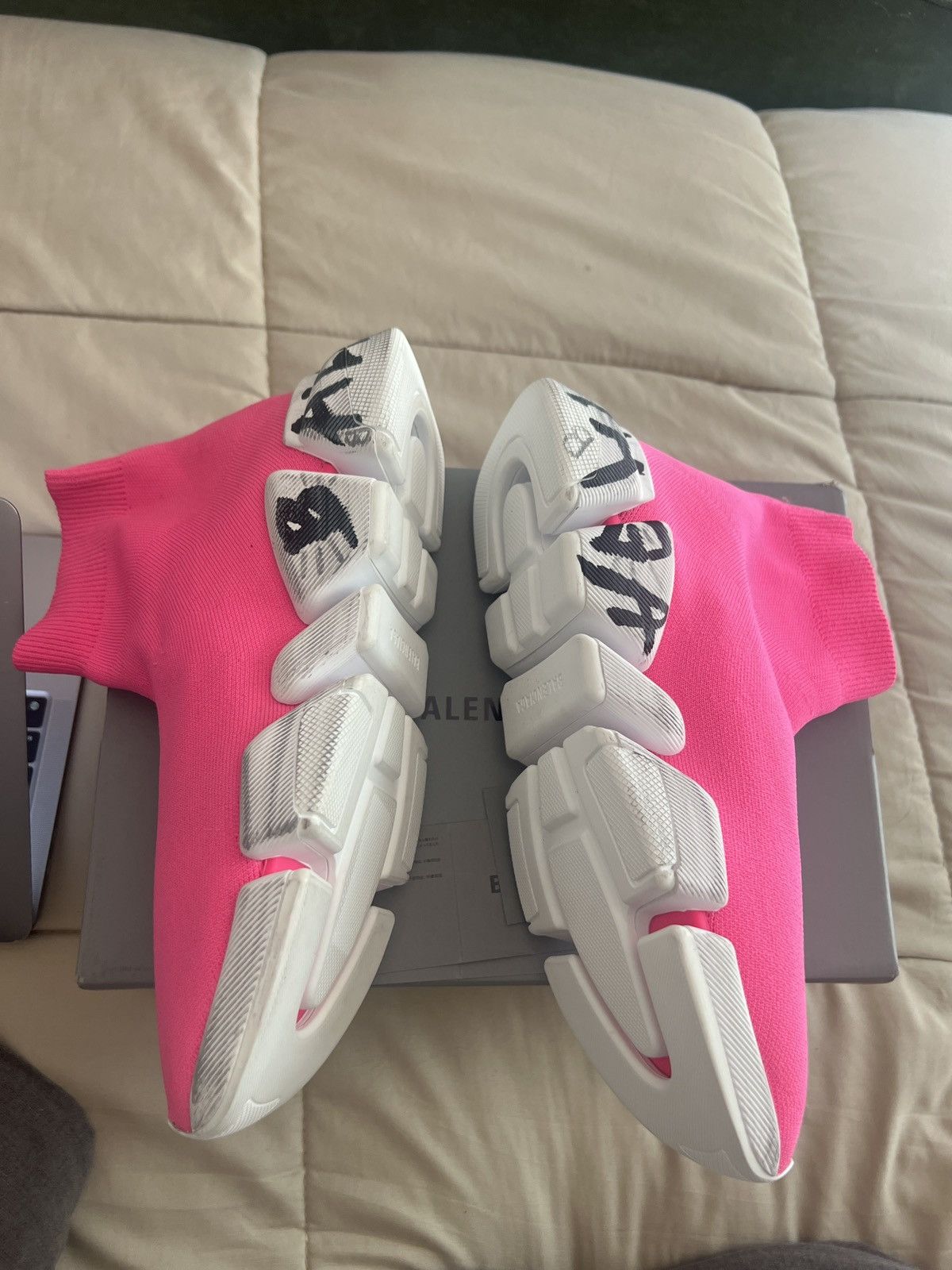 Balenciaga Balenciaga Speed 2.0 Graffiti-Printed Sock Sneaker Size US 11 / IT 41 - 2 Thumbnail