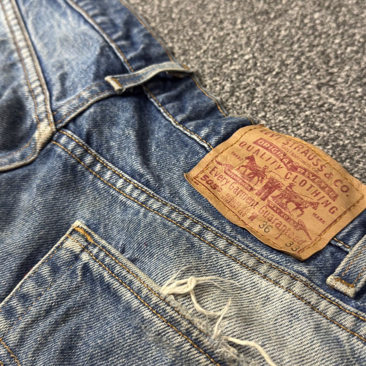 Levi's Levis 505 Regular Fit Straight Leg Dirty Denim W35 y2k Style Size US 36 / EU 52 - 8 Thumbnail