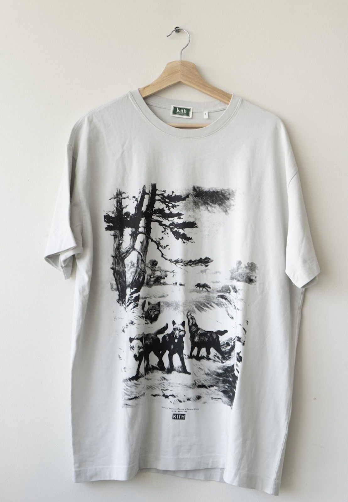 Vintage Kith AMNH Wolves Vintage LS Tee | Grailed