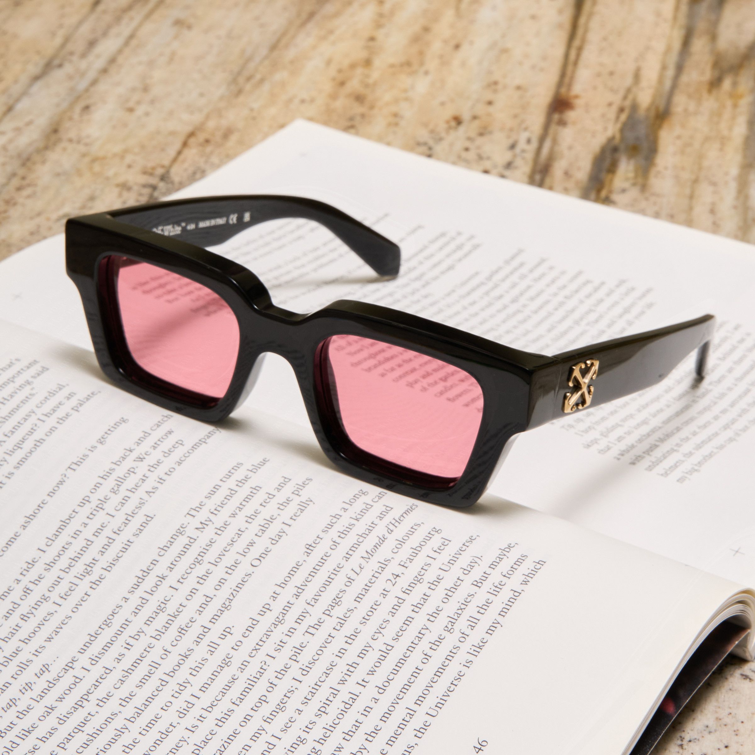 Off-White OFF WHITE Virgil Sunglasses BLACK/PINK Size ONE SIZE - 1 Thumbnail
