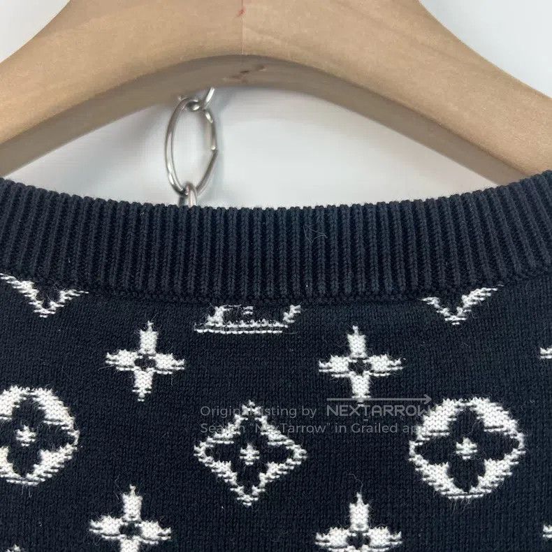 Louis Vuitton Louis Vuitton Black and grey top half gradient logo sweate Size US L / EU 52-54 / 3 - 5 Thumbnail