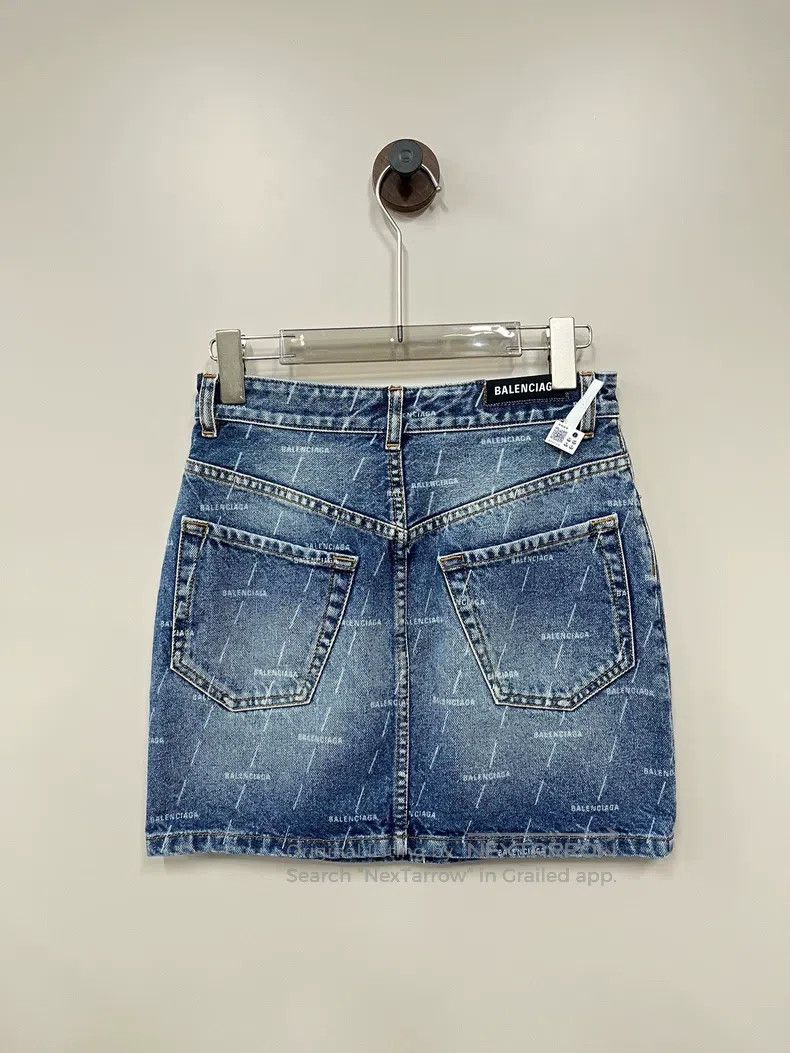 Balenciaga Balenciaga Blue washed distressed short skirt with full pr Size 35" - 2 Thumbnail