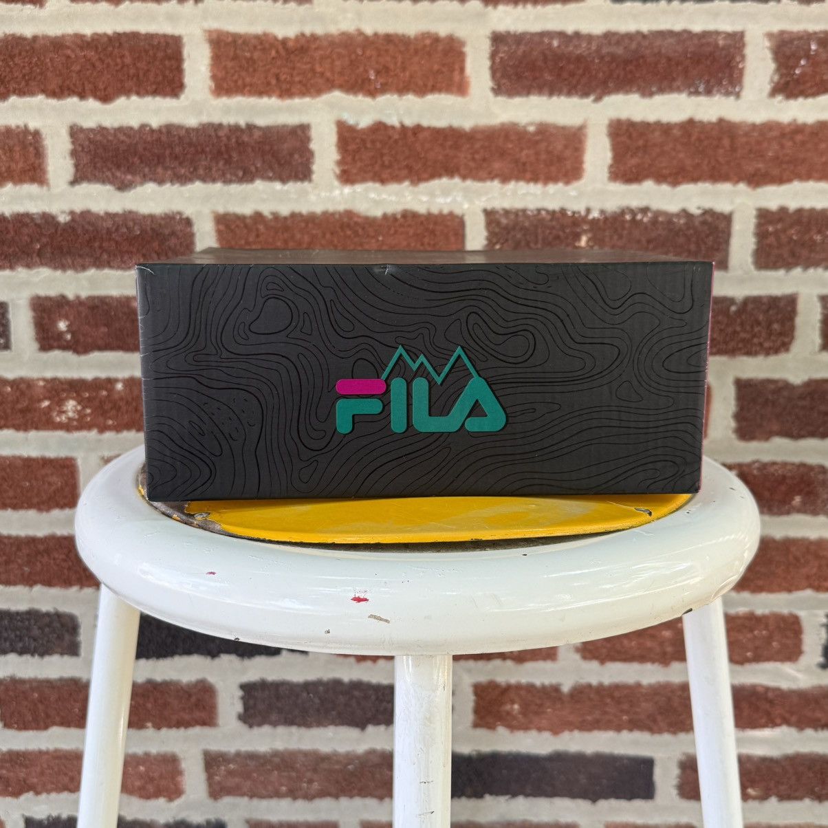 Fila Fila Kids Oakmont TR Trail Sneakers – Size 1.5 US - NEW!!! Size US 5 / EU 37 - 9 Thumbnail