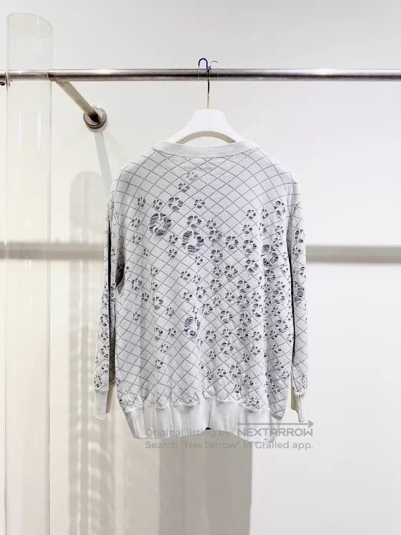Chanel Chanel Pull-over sweater Size M / US 6-8 / IT 42-44 - 4 Thumbnail