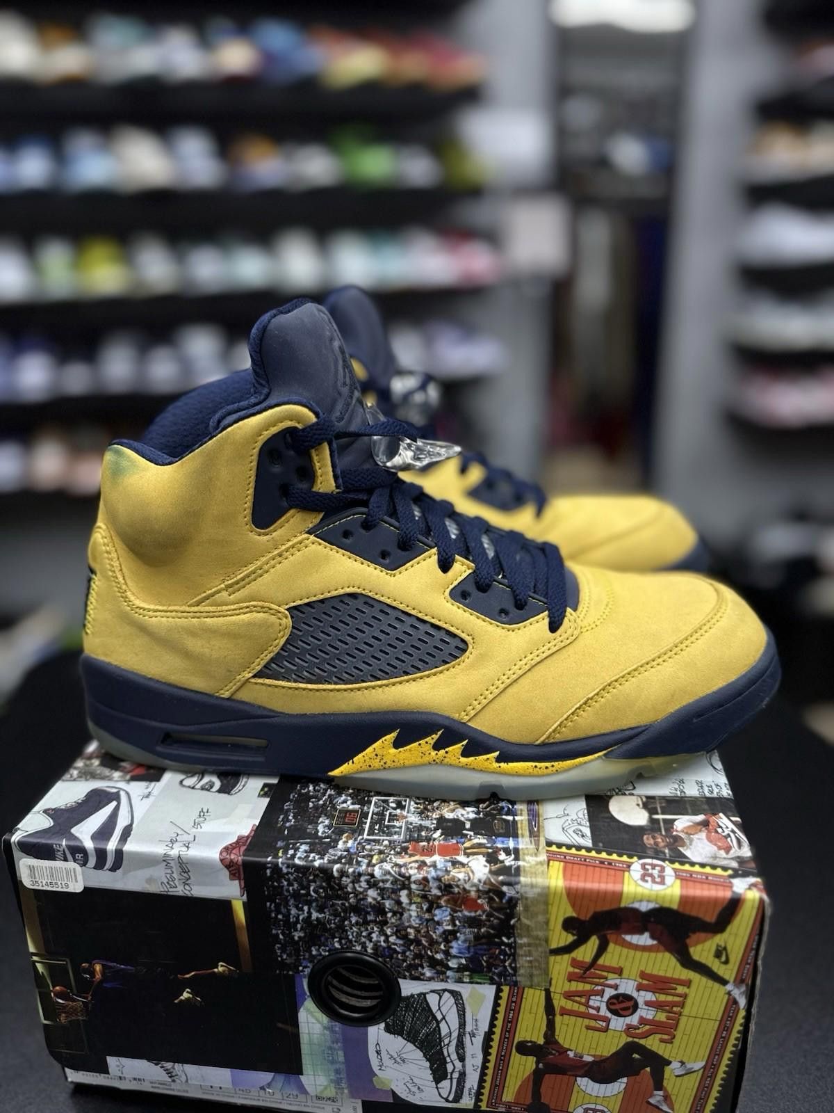 Jordan Brand Size 11 - Air Jordan 5 Retro SP Michigan Yellow Blue Suede Size US 11 / EU 44 - 1 Thumbnail