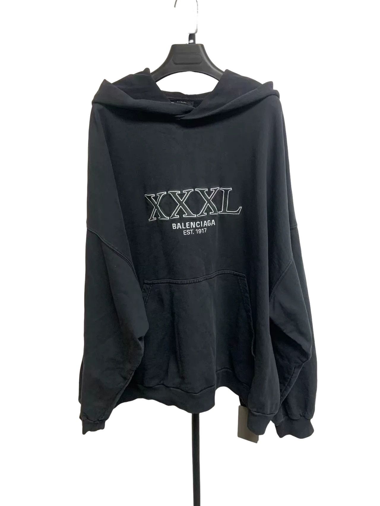 Balenciaga Balenciaga XXXL Logo Hoodie Black Size 2 Size US M / EU 48-50 / 2 - 1 Thumbnail