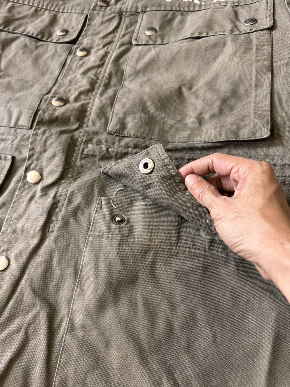 Infinite Archives ARCHIVE ITEM🔥 VINTAGE 70s SWISS ARMY HUNTING JACKET❗️ Size US L / EU 52-54 / 3 - 11 Thumbnail