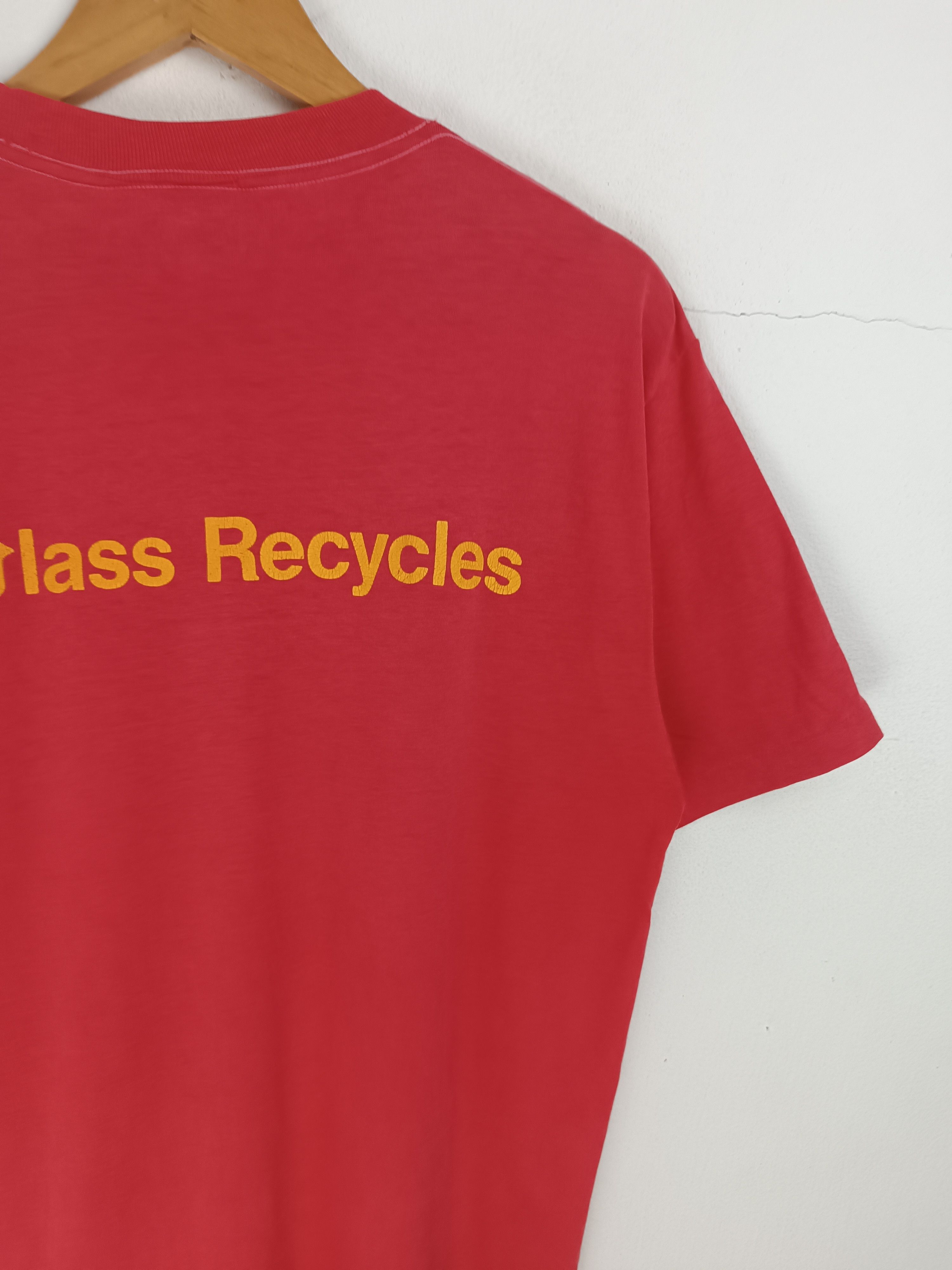 Vintage VINTAGE 90'S GLASS RECYCLE USE ME DUMP ME HUMOR FUNNY TEE Size US M / EU 48-50 / 2 - 13 Thumbnail