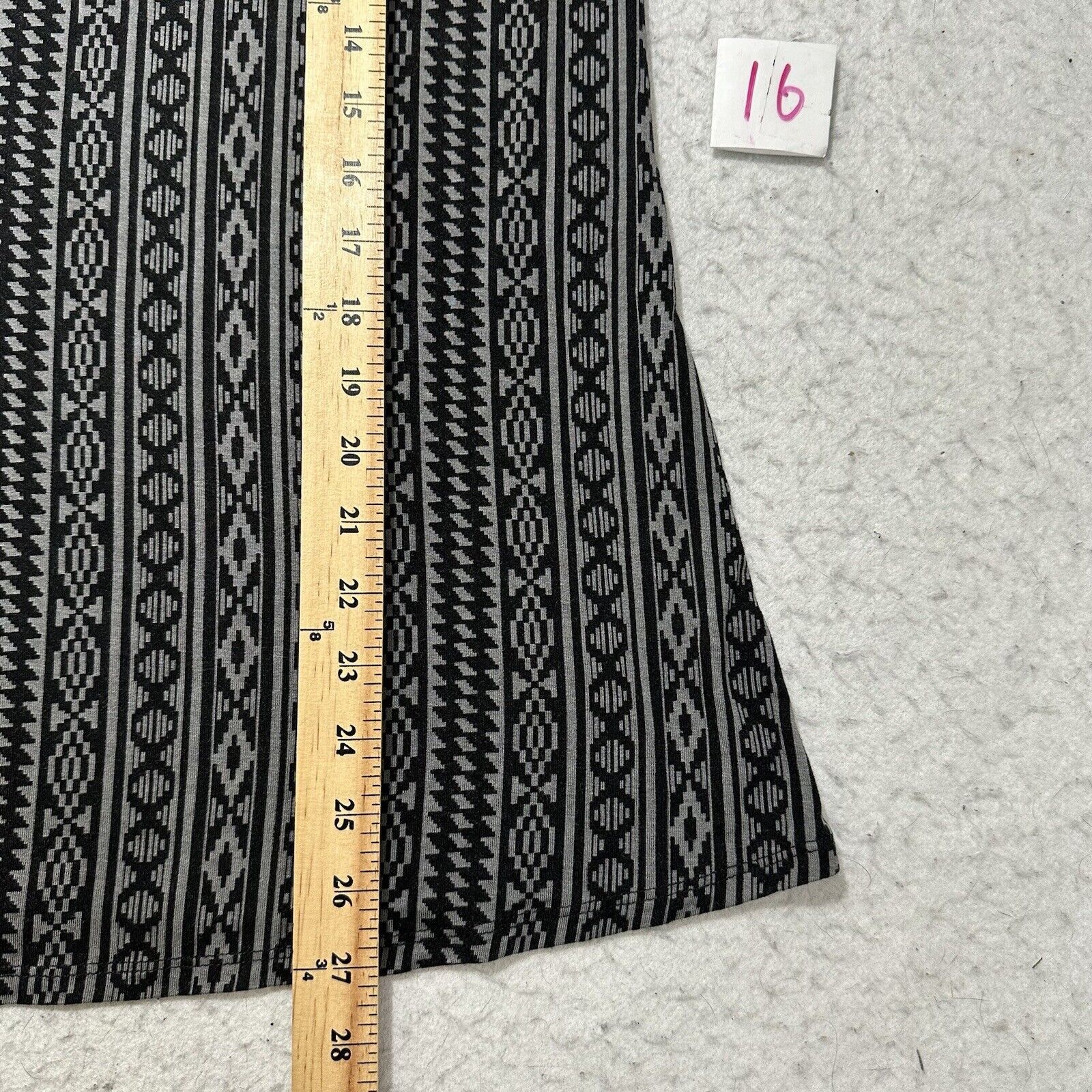 Other LuLaRoe Small 3/4 Sleeve Peasant Top Lightweight Blouse Size S / US 4 / IT 40 - 9 Thumbnail